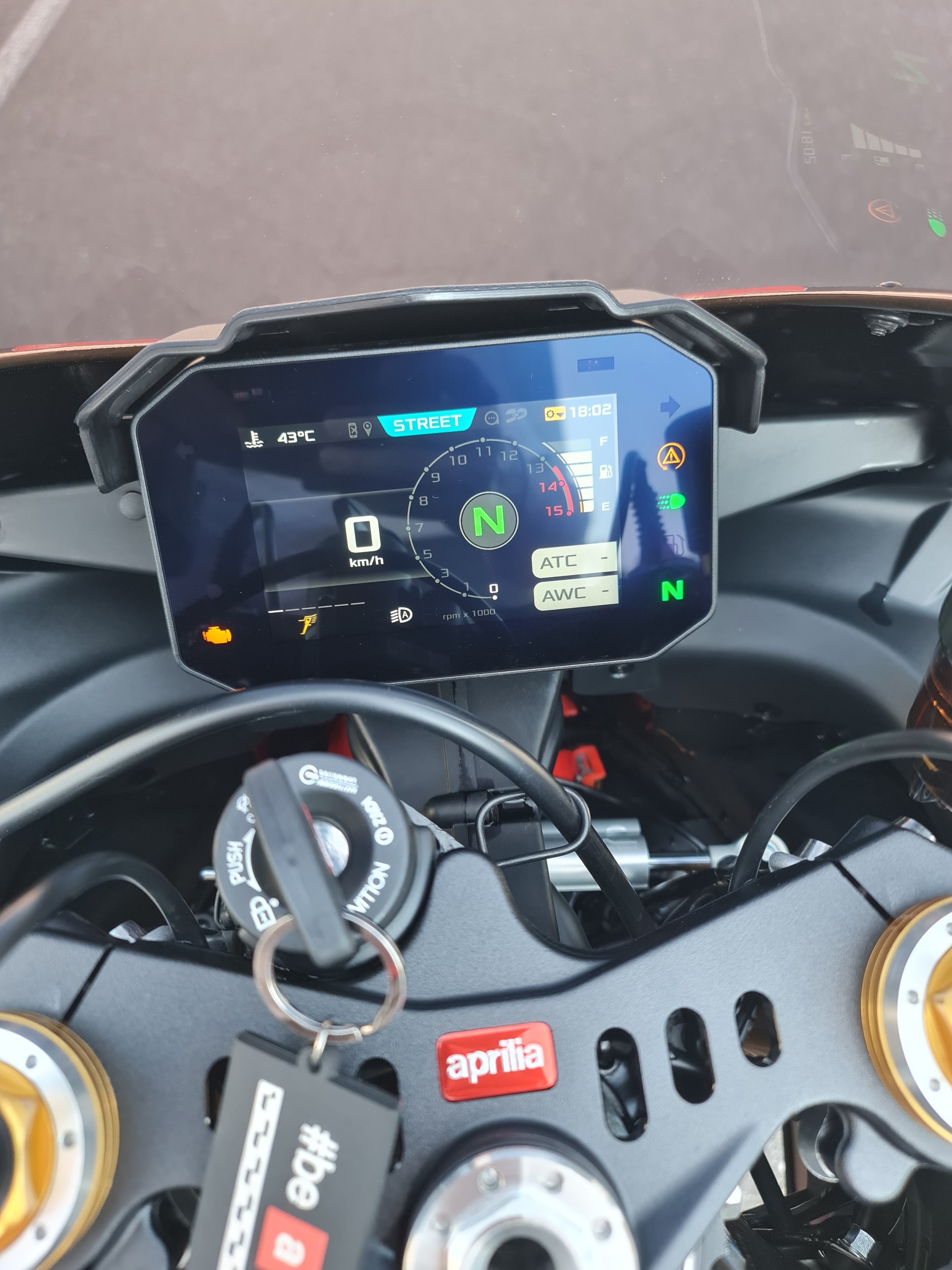 APRILIA RSV4 1100 E5+ Factory ABS mit Sc Project-image-14