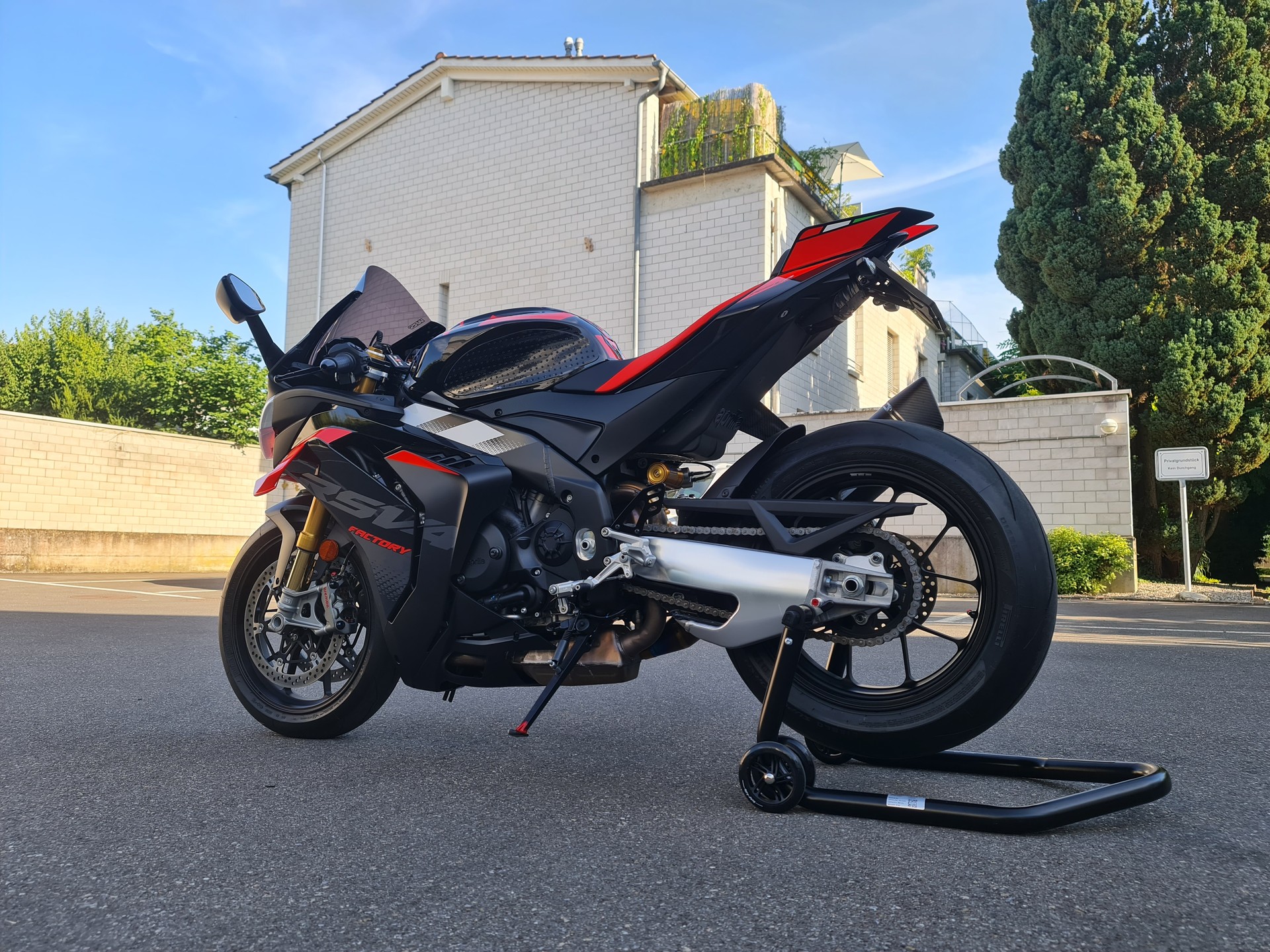 APRILIA RSV4 1100 E5+ Factory ABS mit Sc Project-image-7