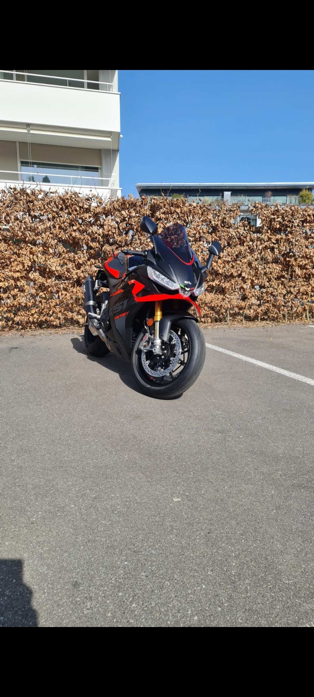 APRILIA RSV4 1100 E5+ Factory-image-2