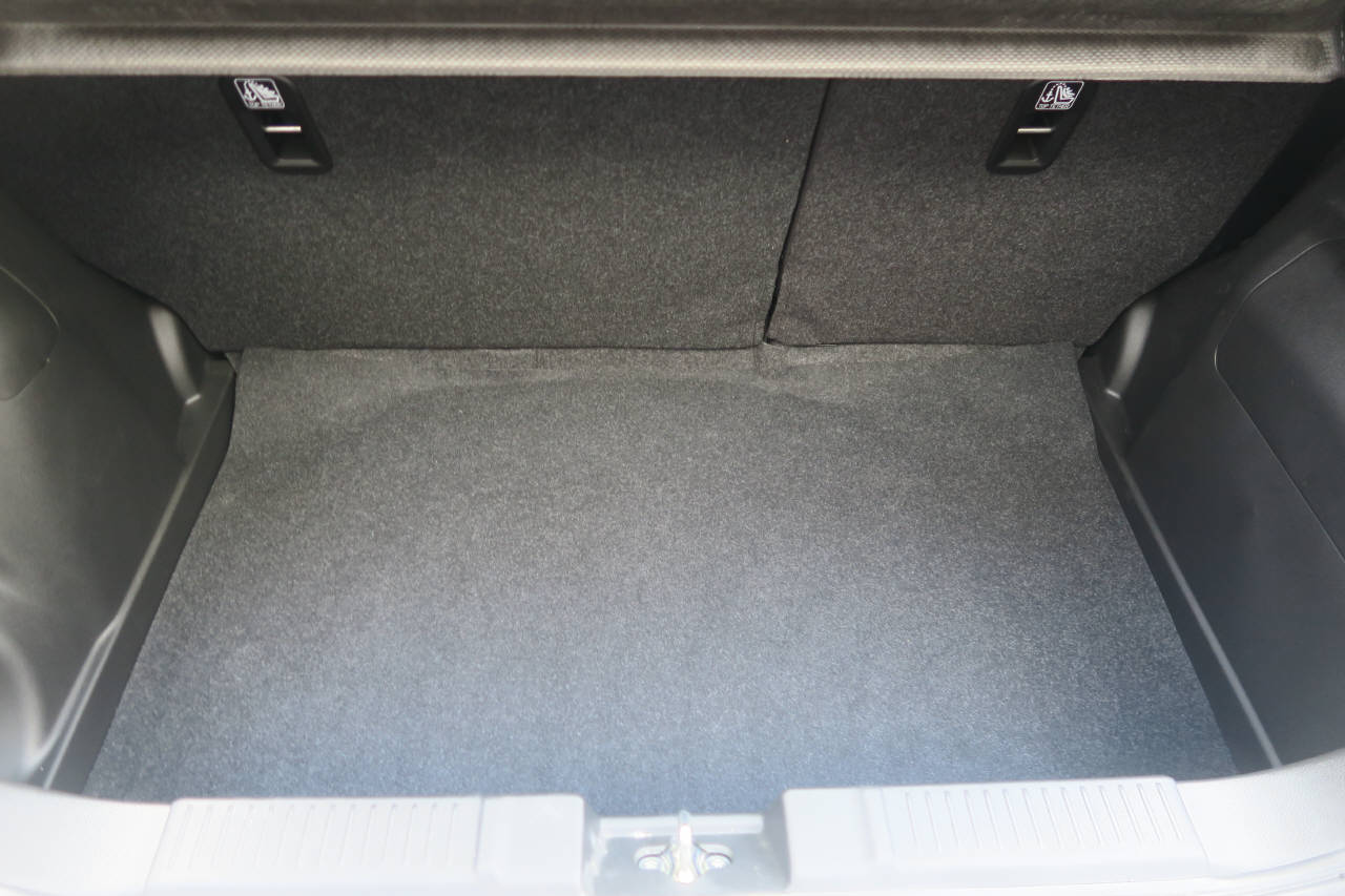 SUZUKI Swift 1.2 Compact Top Hybrid 4x4-image-15