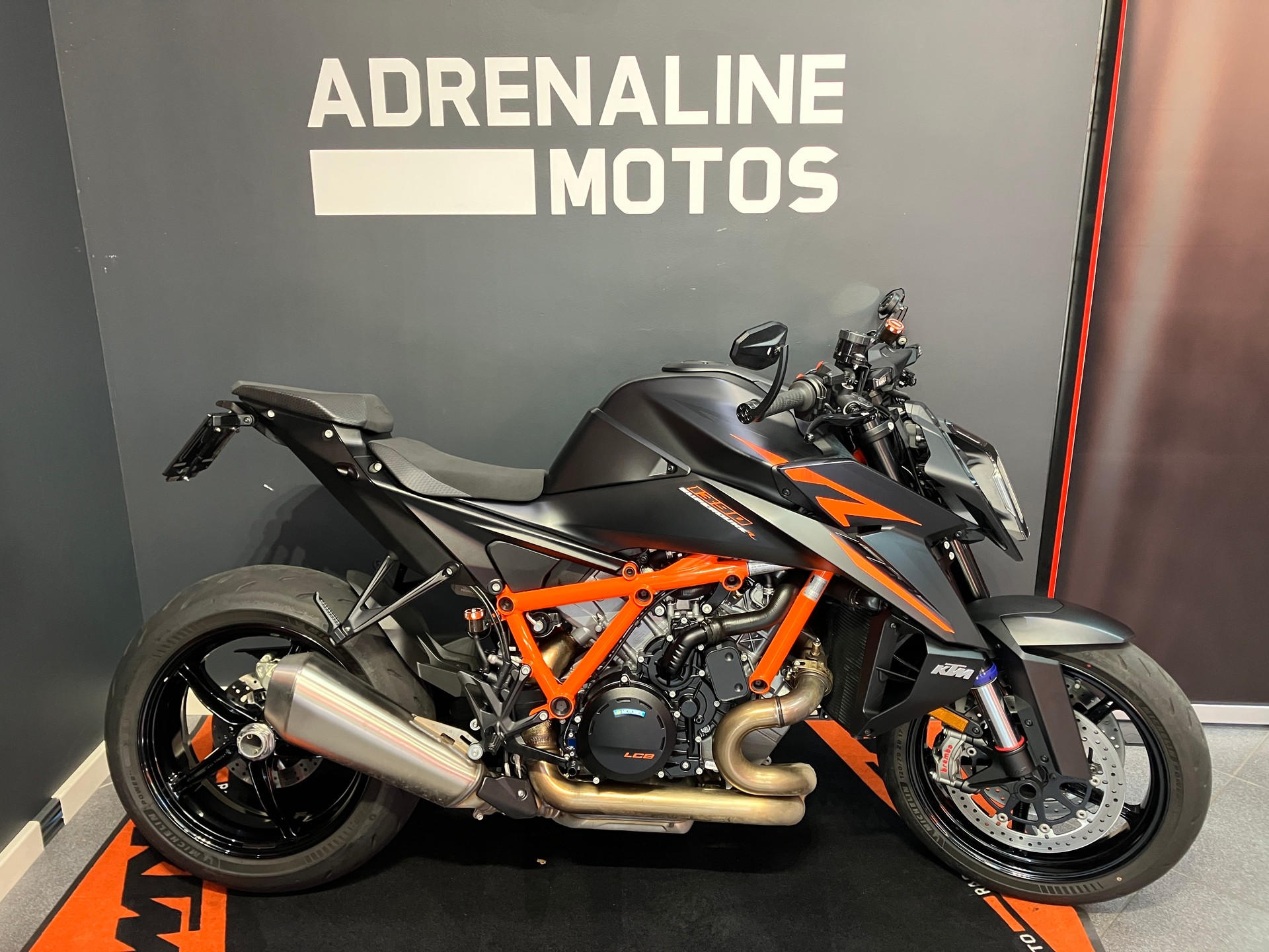 KTM 1390 Super Duke R EVO-image-0