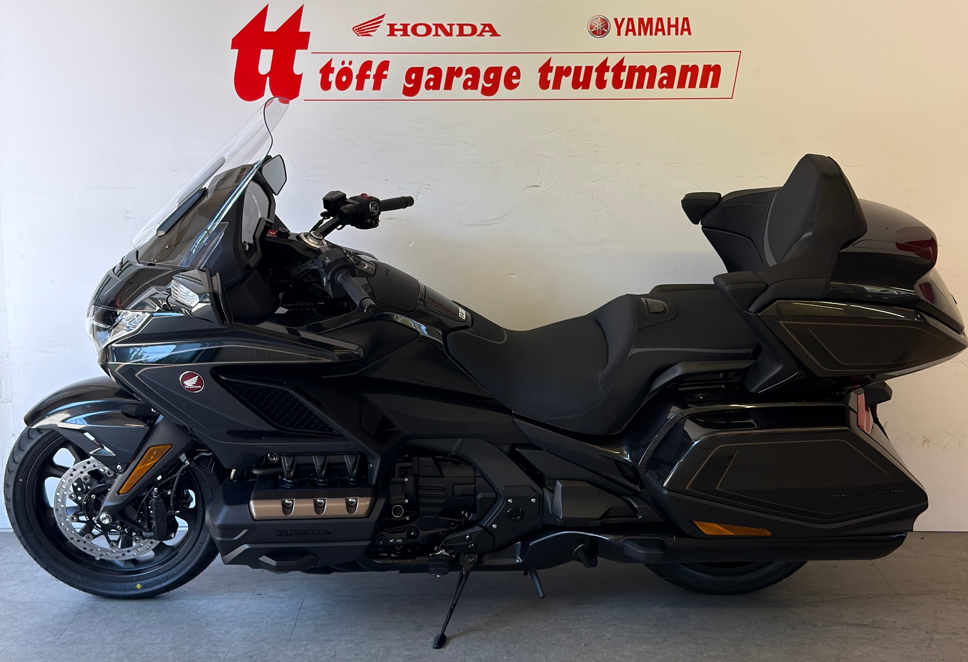 HONDA GL 1800 DA DCT Goldwing-showroom-element-1