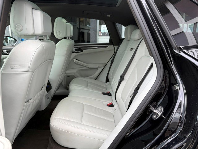 PORSCHE Macan 3.0 V6 S-image-11