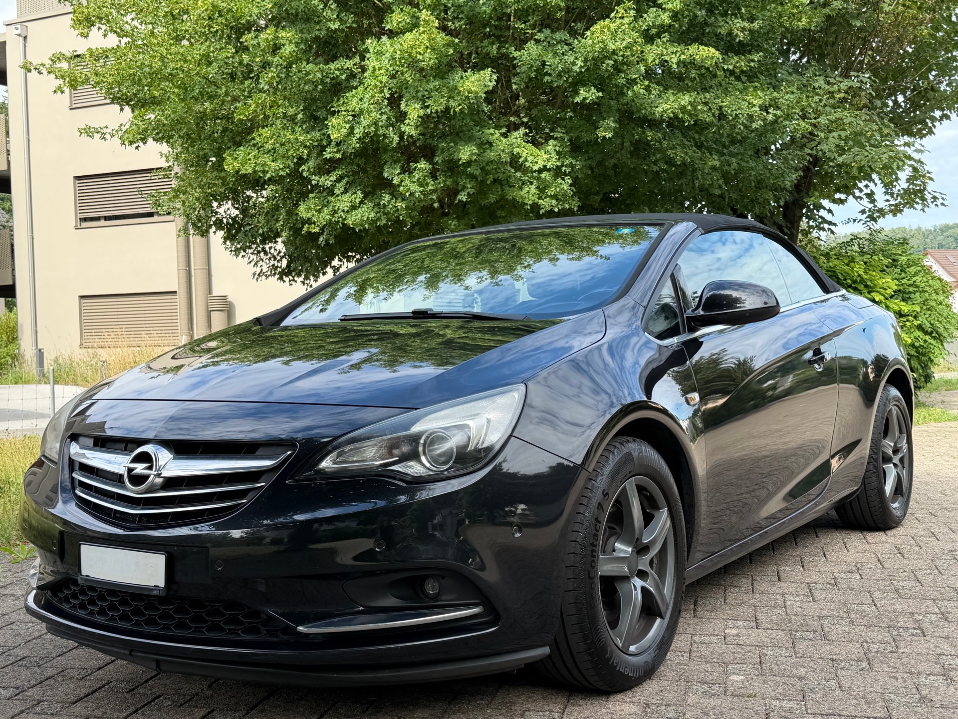 OPEL Cascada 1.6i 16V Cosmo