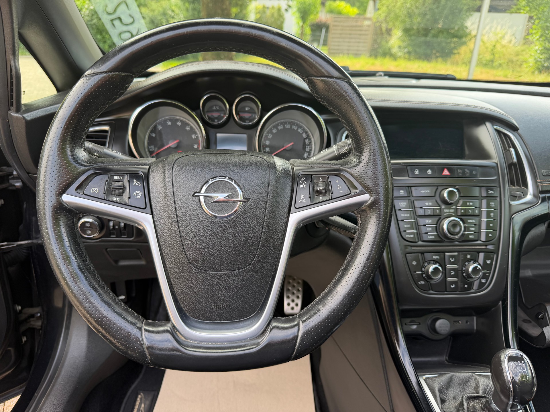 OPEL Cascada 1.6i 16V Cosmo-image-9