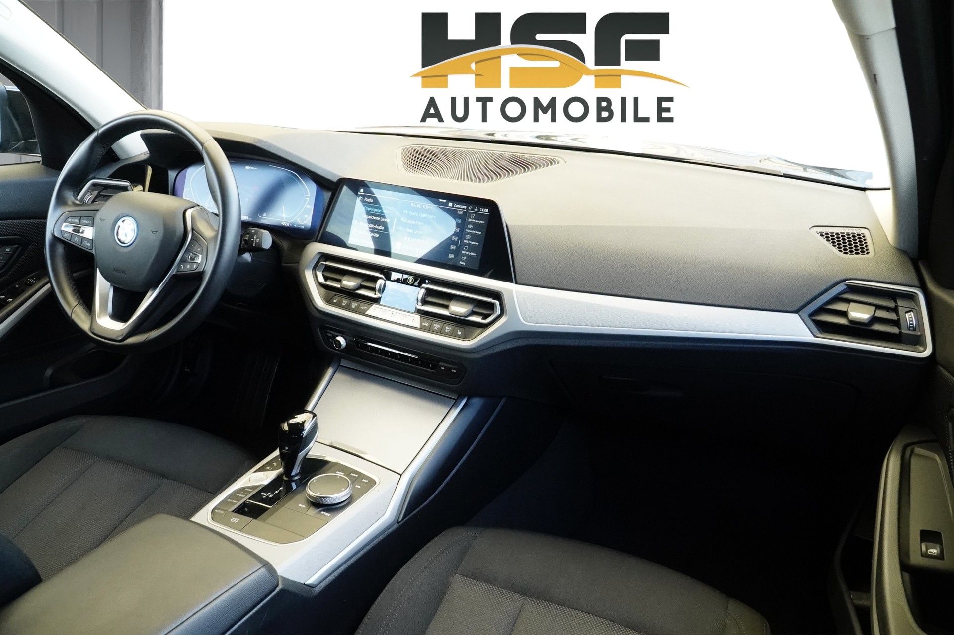 BMW 320e xDrive Touring Fleet Edition Steptronic *CH Fahrzeug*-image-12