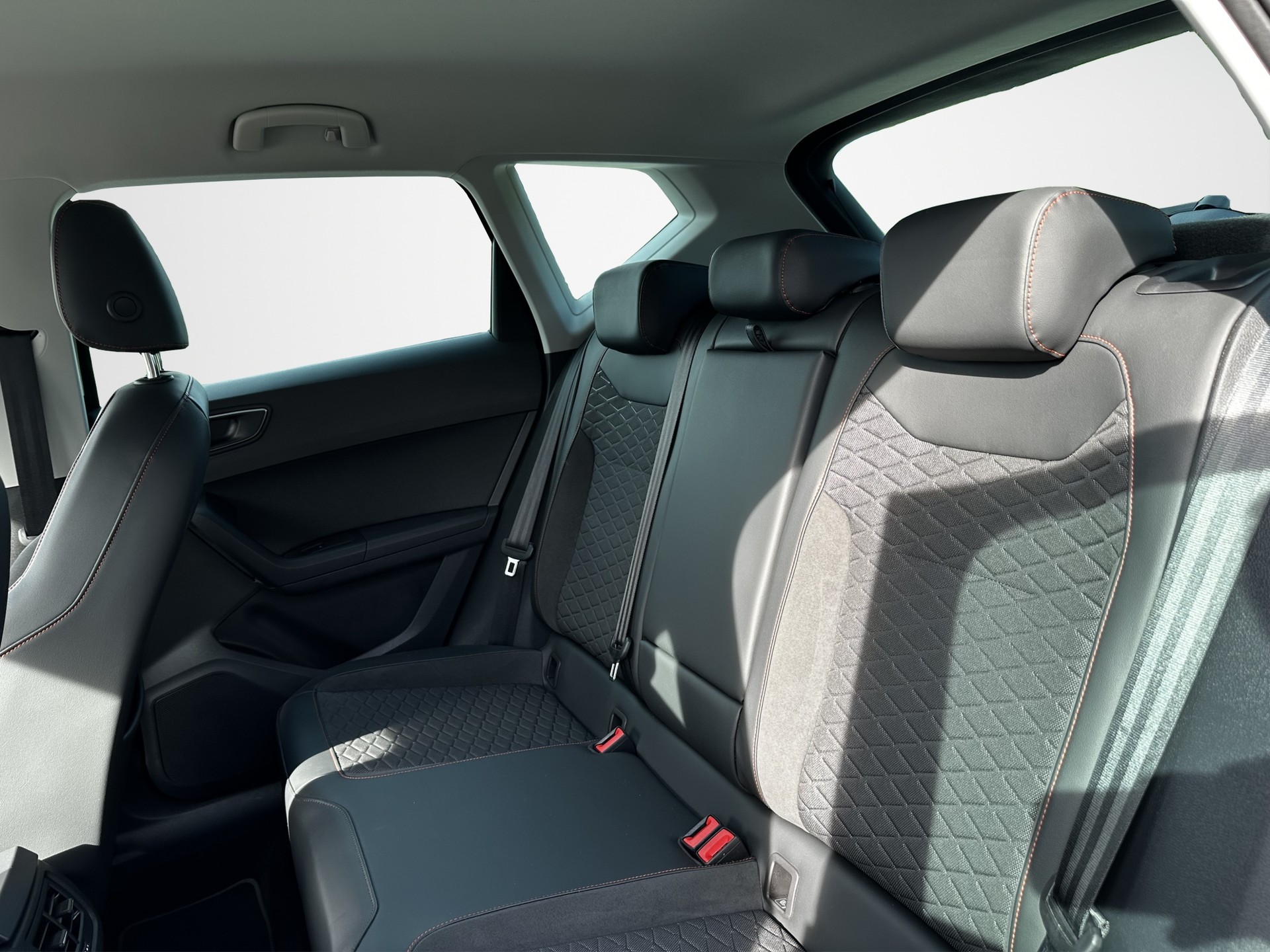 SEAT Ateca 1.5 TSI EVO DSG FR-image-8