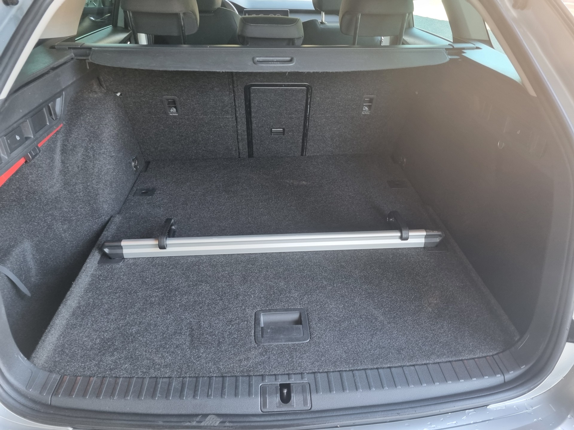 SKODA Octavia Combi 2.0 TDI DSG Ambition 4x4-image-9