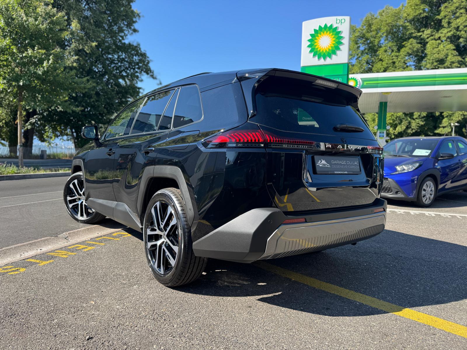 TOYOTA RAV-4 2.5 HSD Premium e-CVT AWD-showroom-element-2