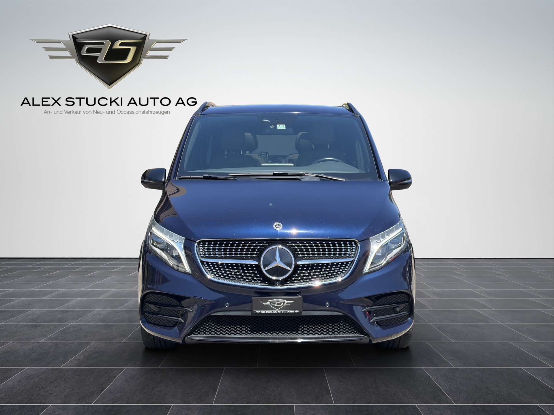 MERCEDES-BENZ V 300 d Avantgarde kompakt 4Matic 9G-Tronic-showroom-element-1