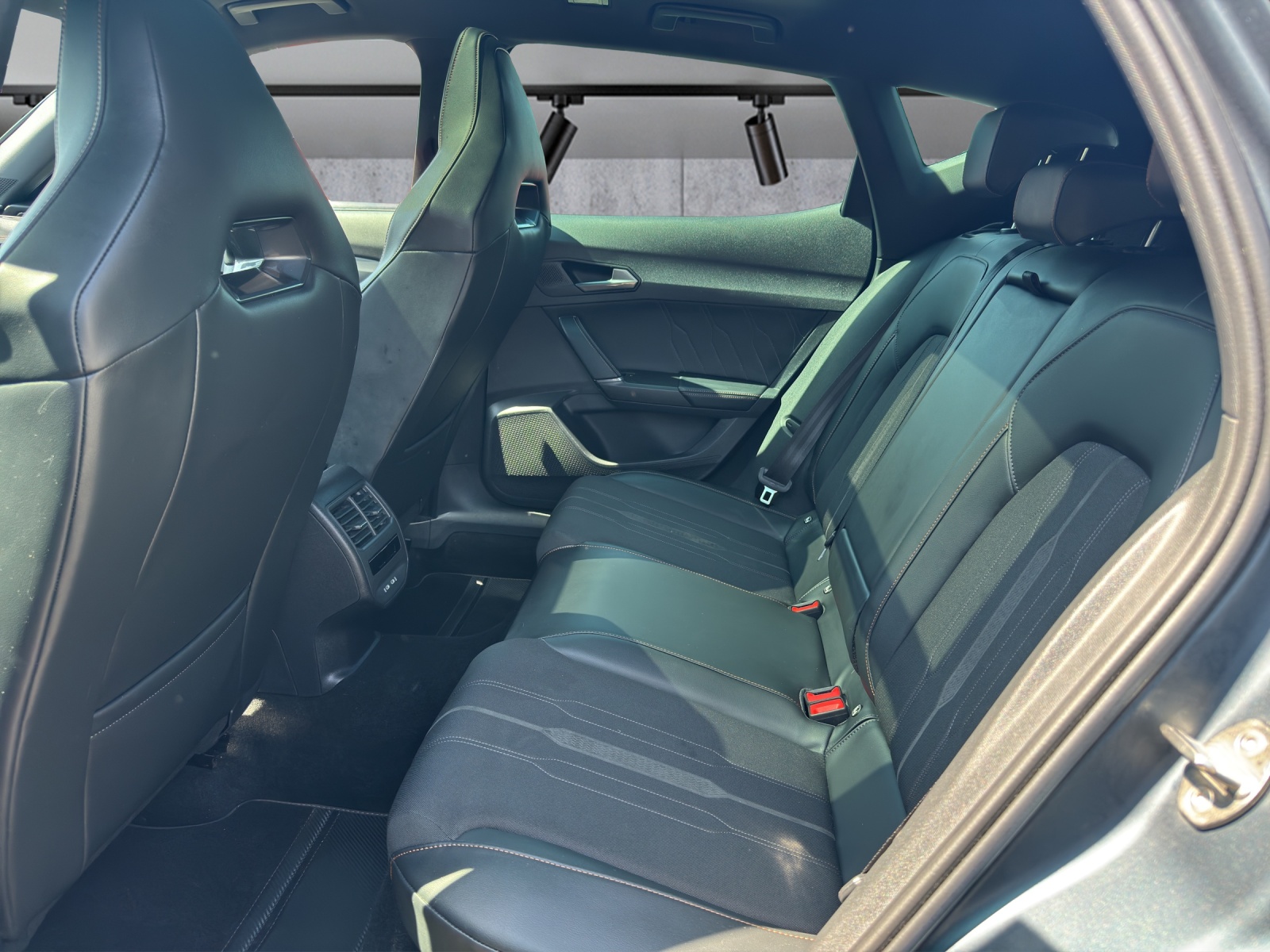 CUPRA Formentor 2.0TSI VZ 4Drive DSG-image-10