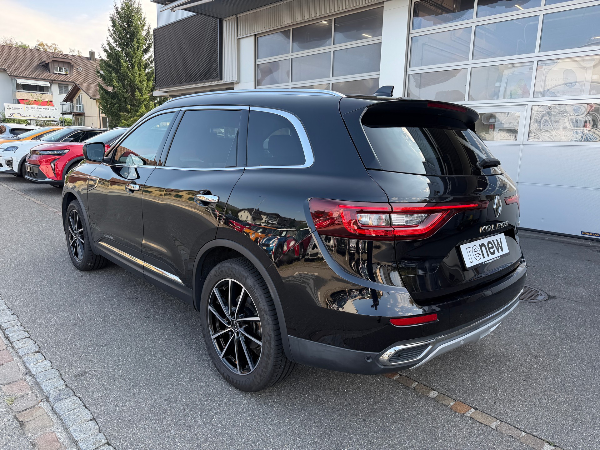 RENAULT Koleos 2.0 Blue dCi Initiale X-Tronic 4WD-showroom-element-1