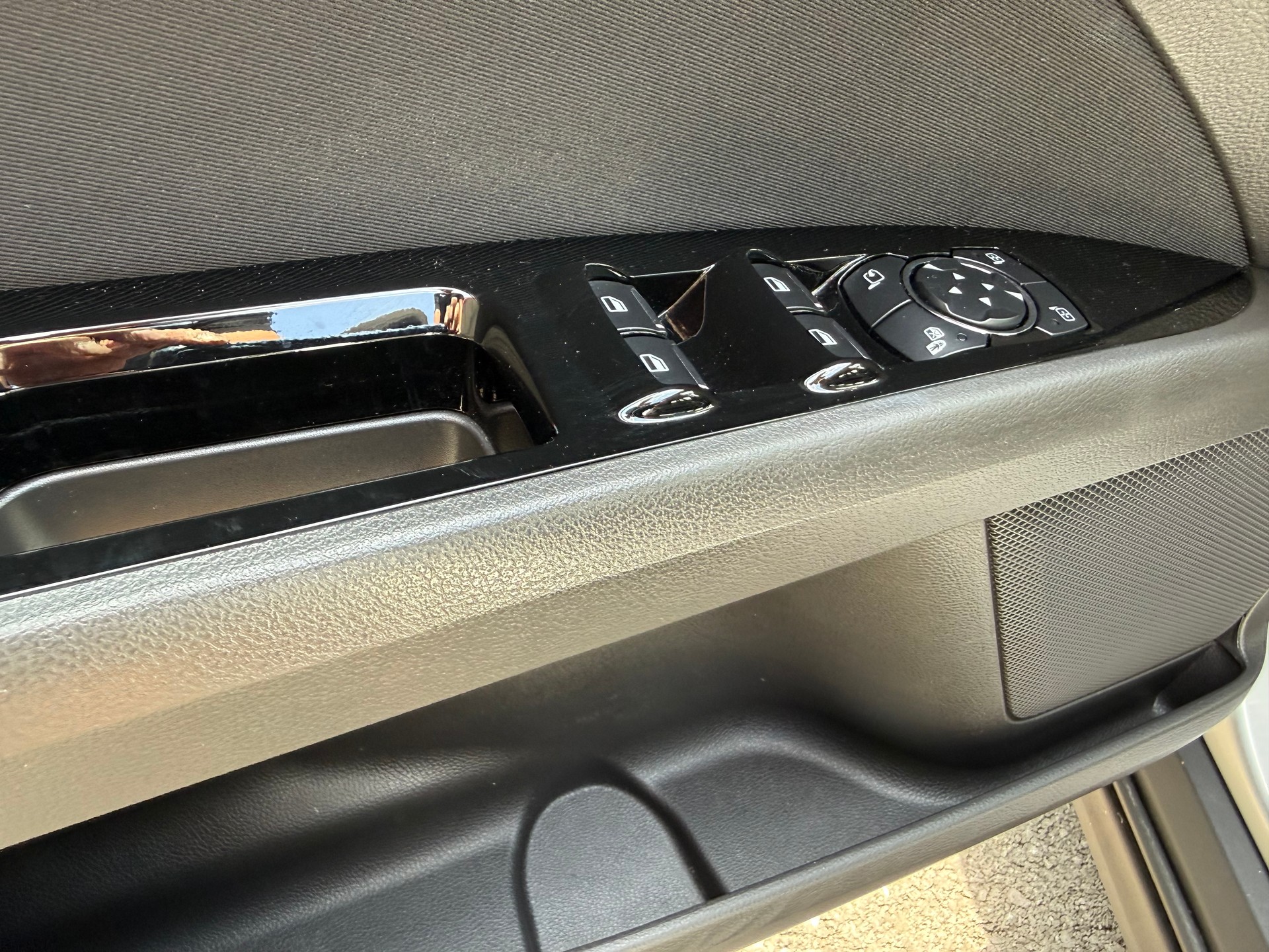 MG 3 1.5 Hybrid Luxury Aut.-image-10