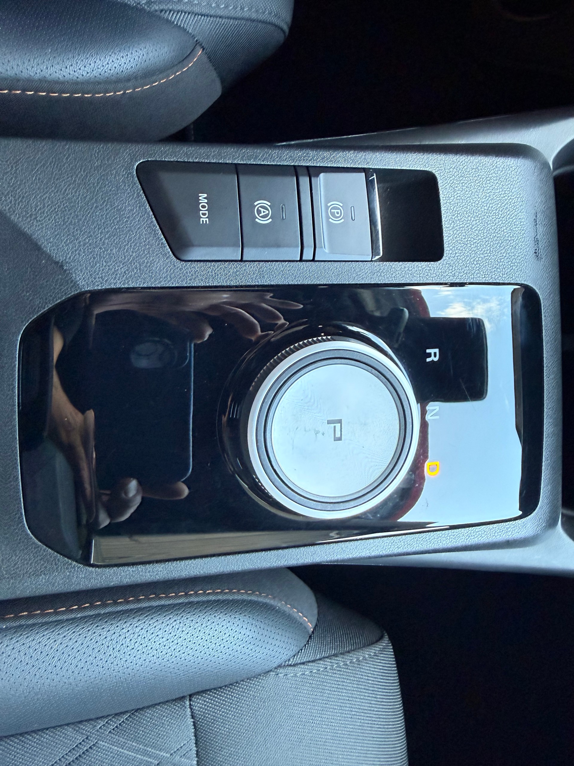 MG 3 1.5 Hybrid Luxury Aut.-image-4