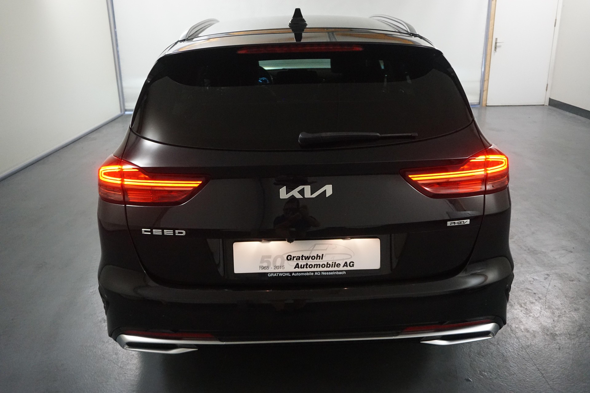 KIA Ceed SW 1.6 GDi Plug-in Hybrid Style-image-4
