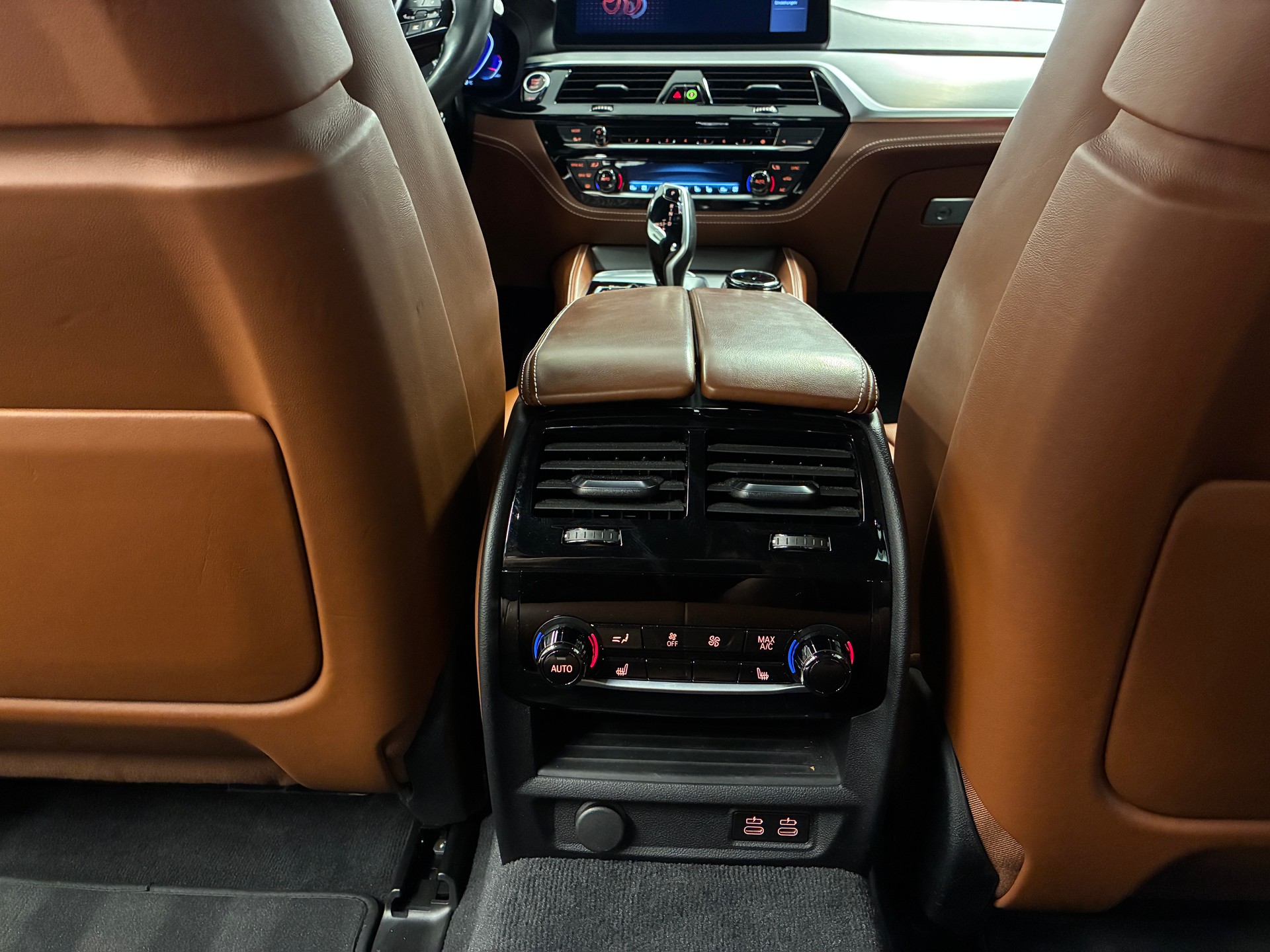 BMW-ALPINA B5 Touring 4.4 Biturbo 4x4-image-20