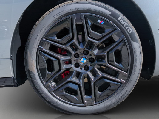 BMW iX xDrive60 M Sport Pro-image-14