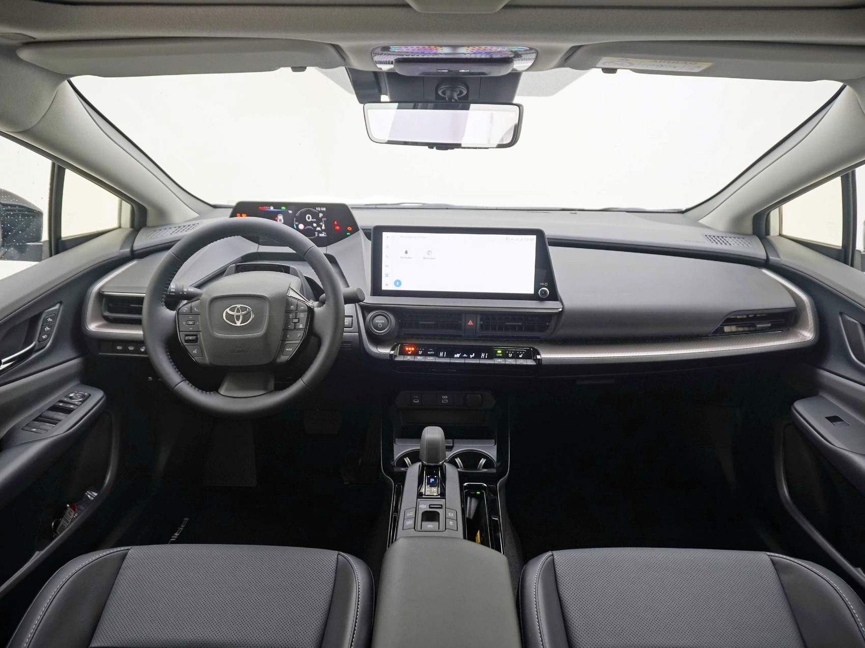 TOYOTA Prius 2.0 Plug-In-Hybrid Premium ** Panoramadach **-image-8
