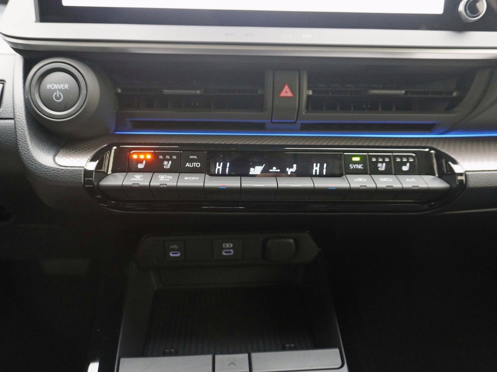TOYOTA Prius 2.0 Plug-In-Hybrid Premium ** Panoramadach **-image-15