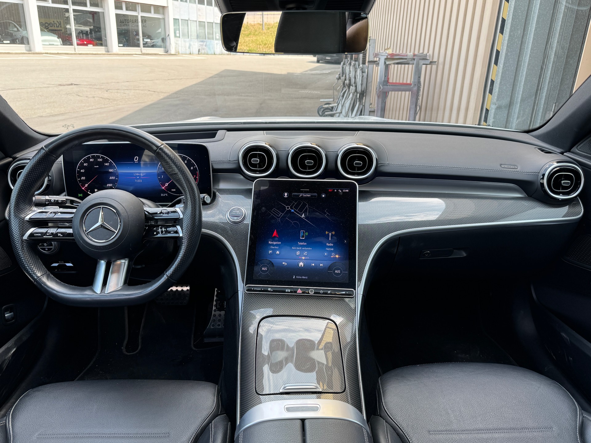 MERCEDES-BENZ C 200 T 4Matic AMG Line-image-9