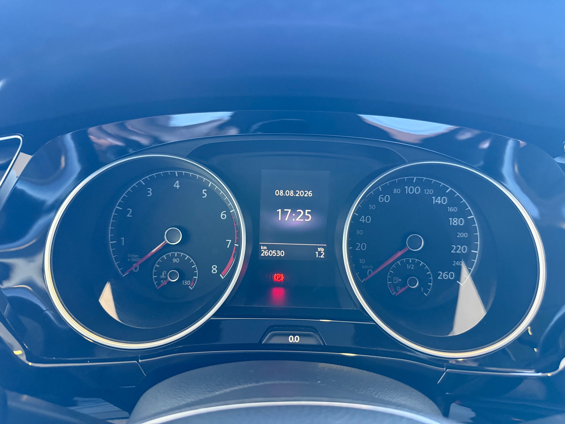 VW Touran 1.8 TSI BlueMotion Technology Highline DSG-image-12