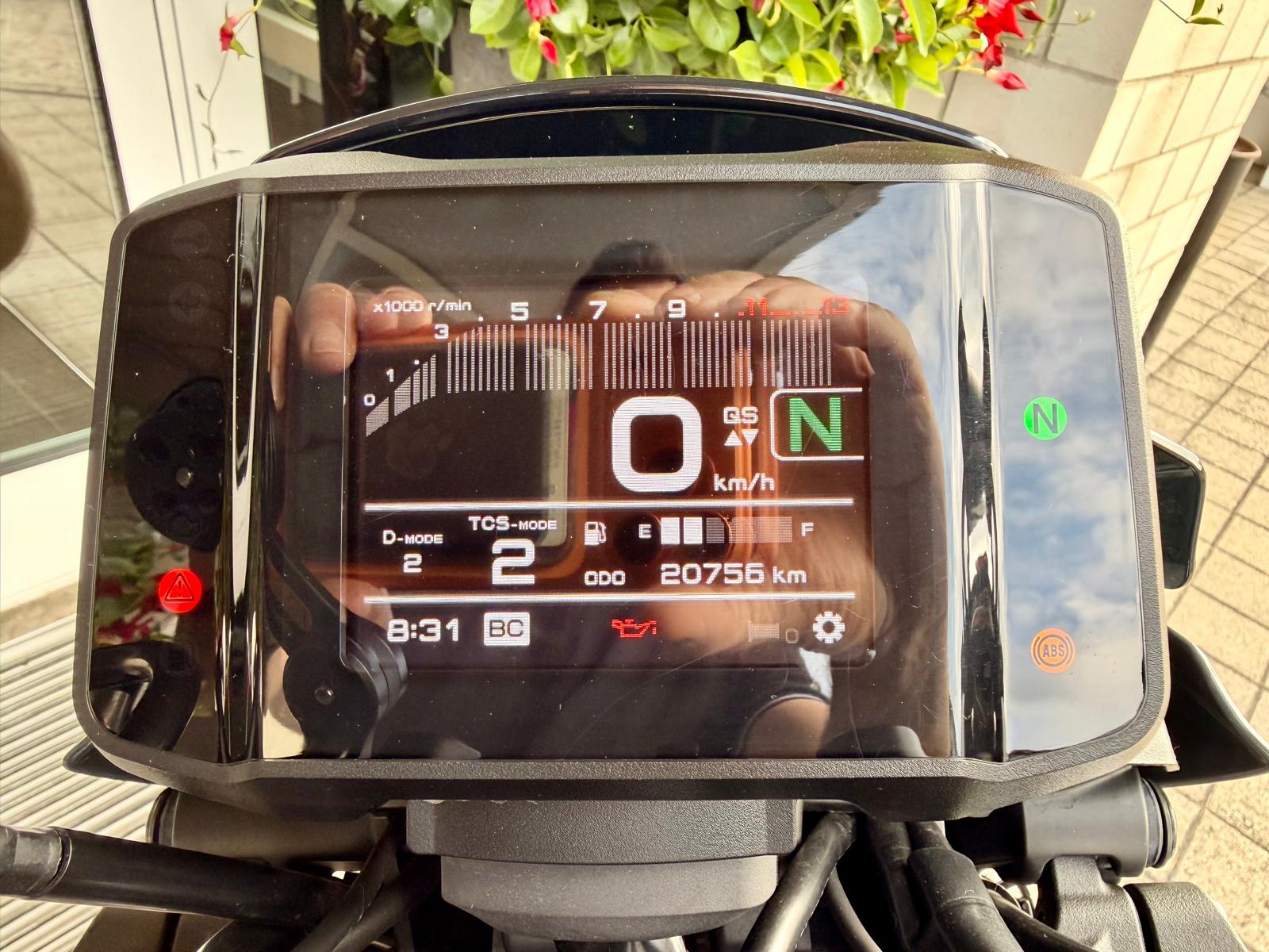 YAMAHA MT-09-image-11