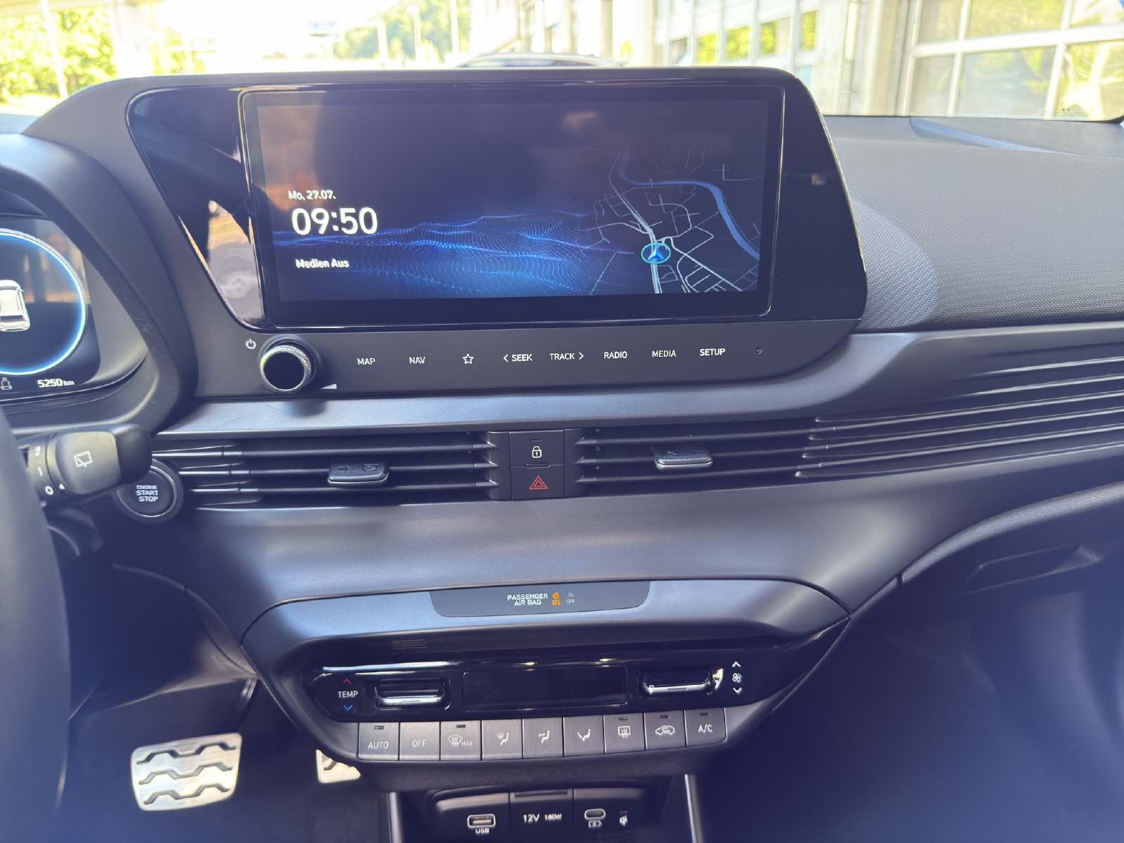 HYUNDAI Bayon 1.0 T-GDi Amplia-image-11