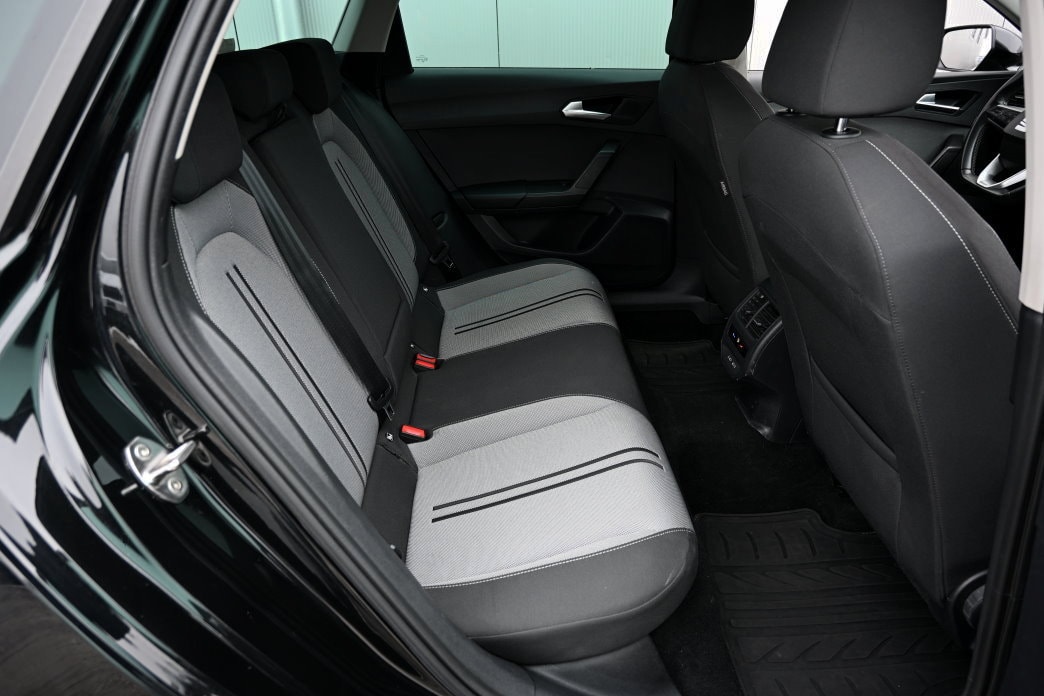 SEAT Leon ST 1.5 eTSI mHEV DSG Style-image-7