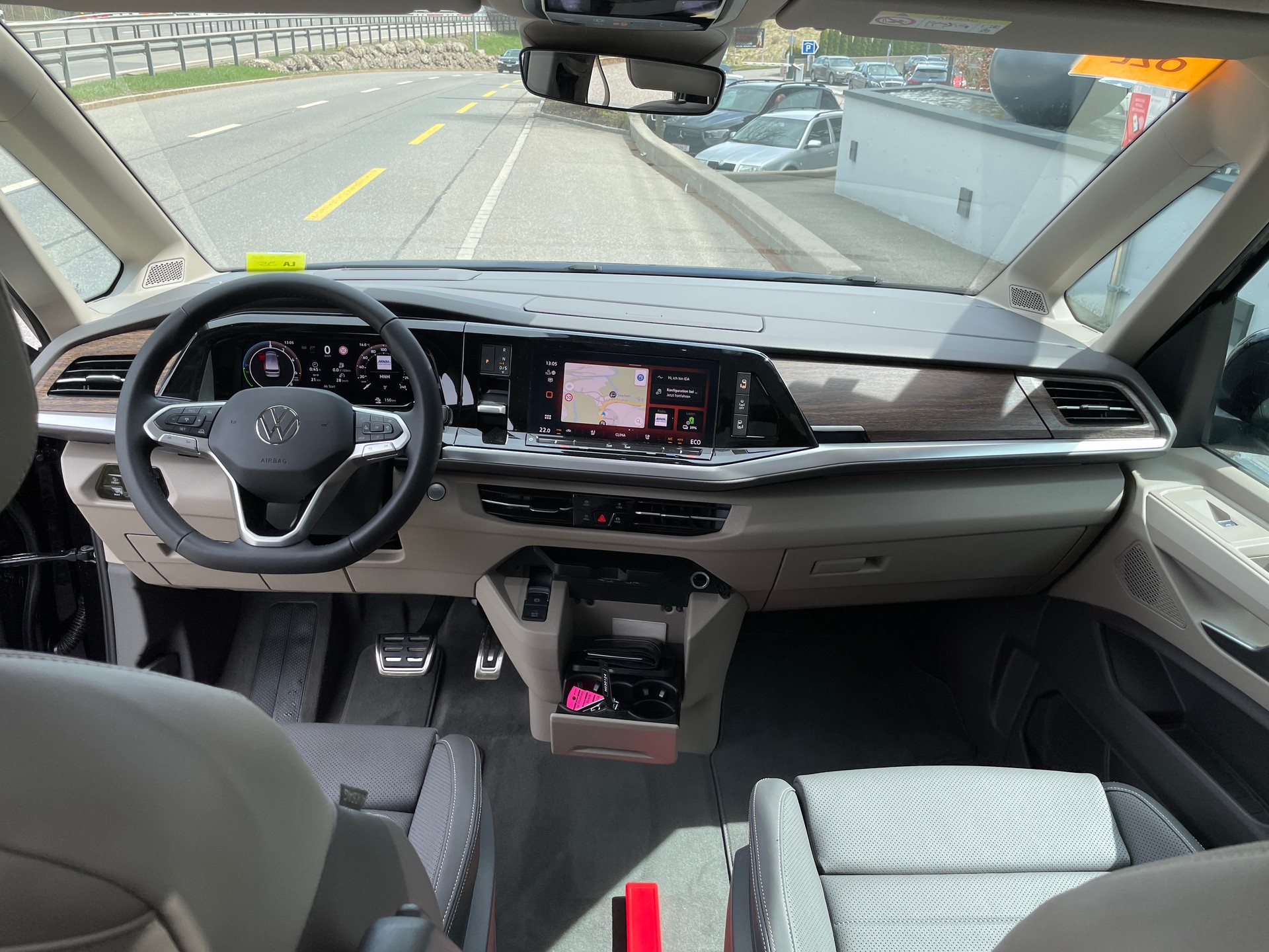VW Multivan 1.5 eHybrid Style 4Motion DSG-image-19