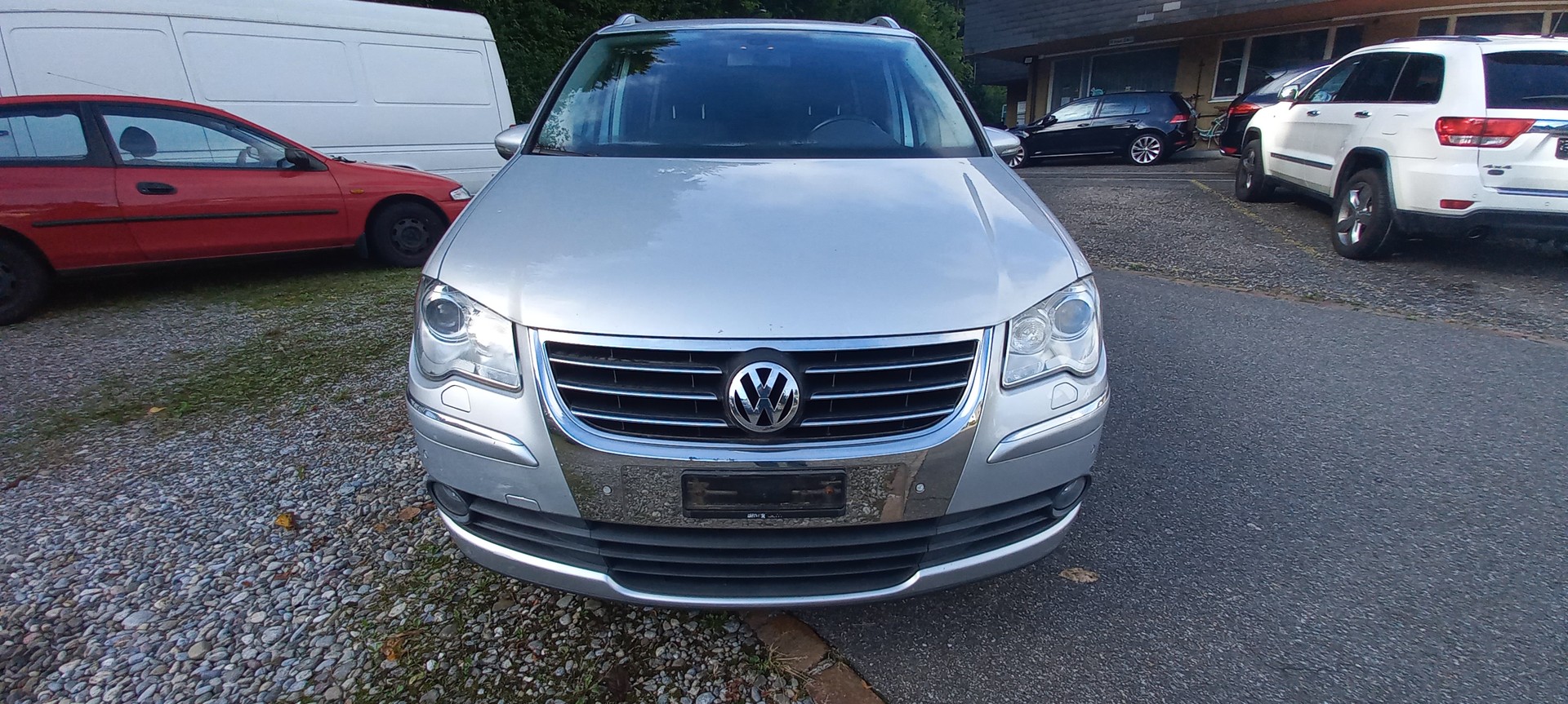 VW Touran 1.4 TSI Team DSG-image-2