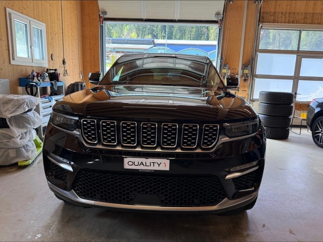 JEEP Grand Cherokee 2.0 Plug-in-Hybrid Summit Reserve 4xe-showroom-element-1