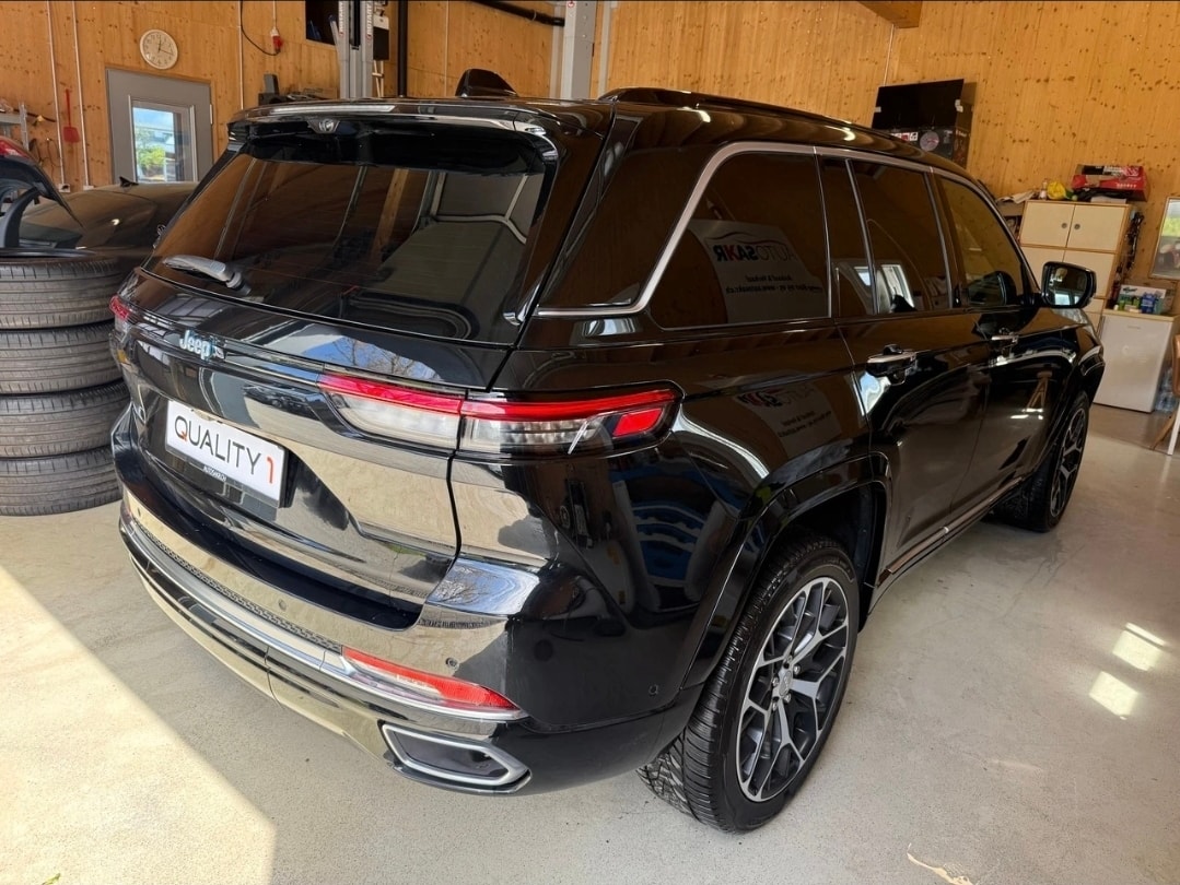 JEEP Grand Cherokee 2.0 Plug-in-Hybrid Summit Reserve 4xe-showroom-element-3