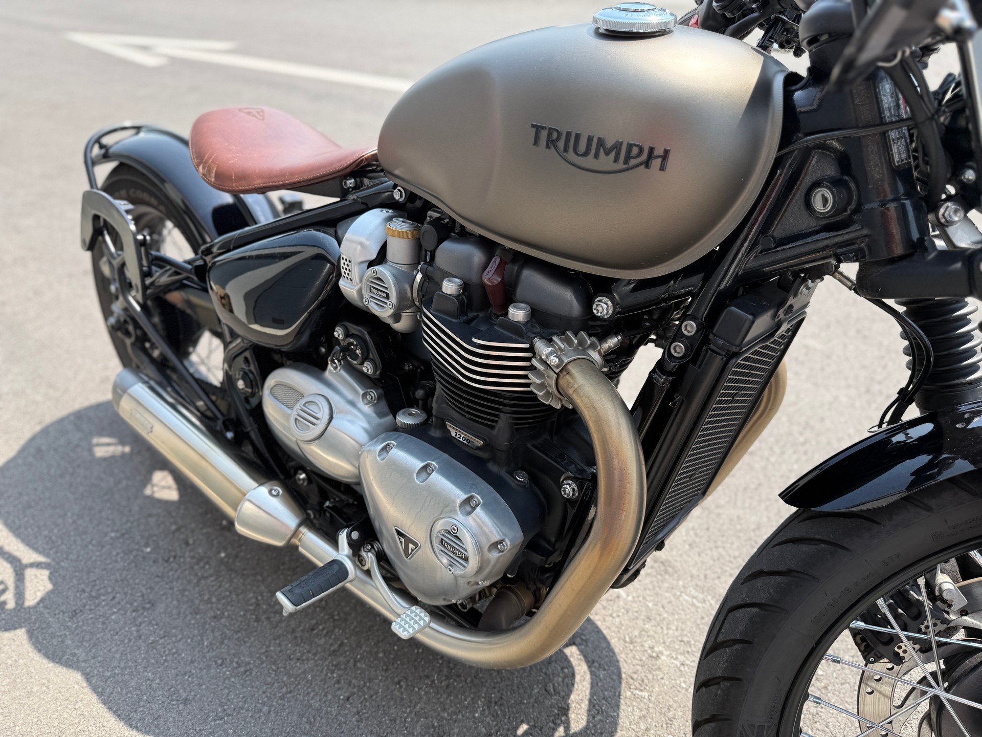TRIUMPH Bonneville 1200 Bobber ABS-image-7