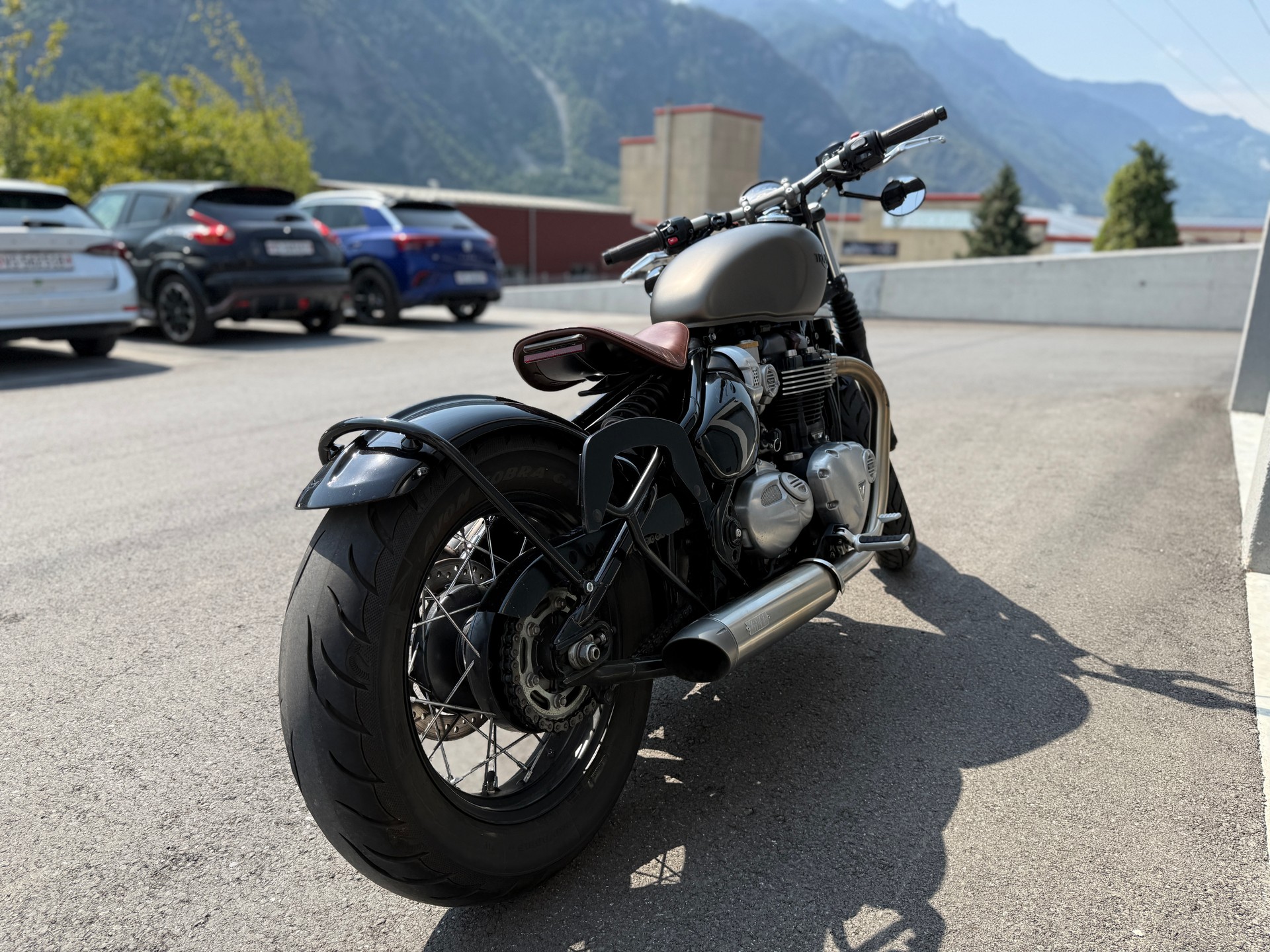 TRIUMPH Bonneville 1200 Bobber ABS-image-4