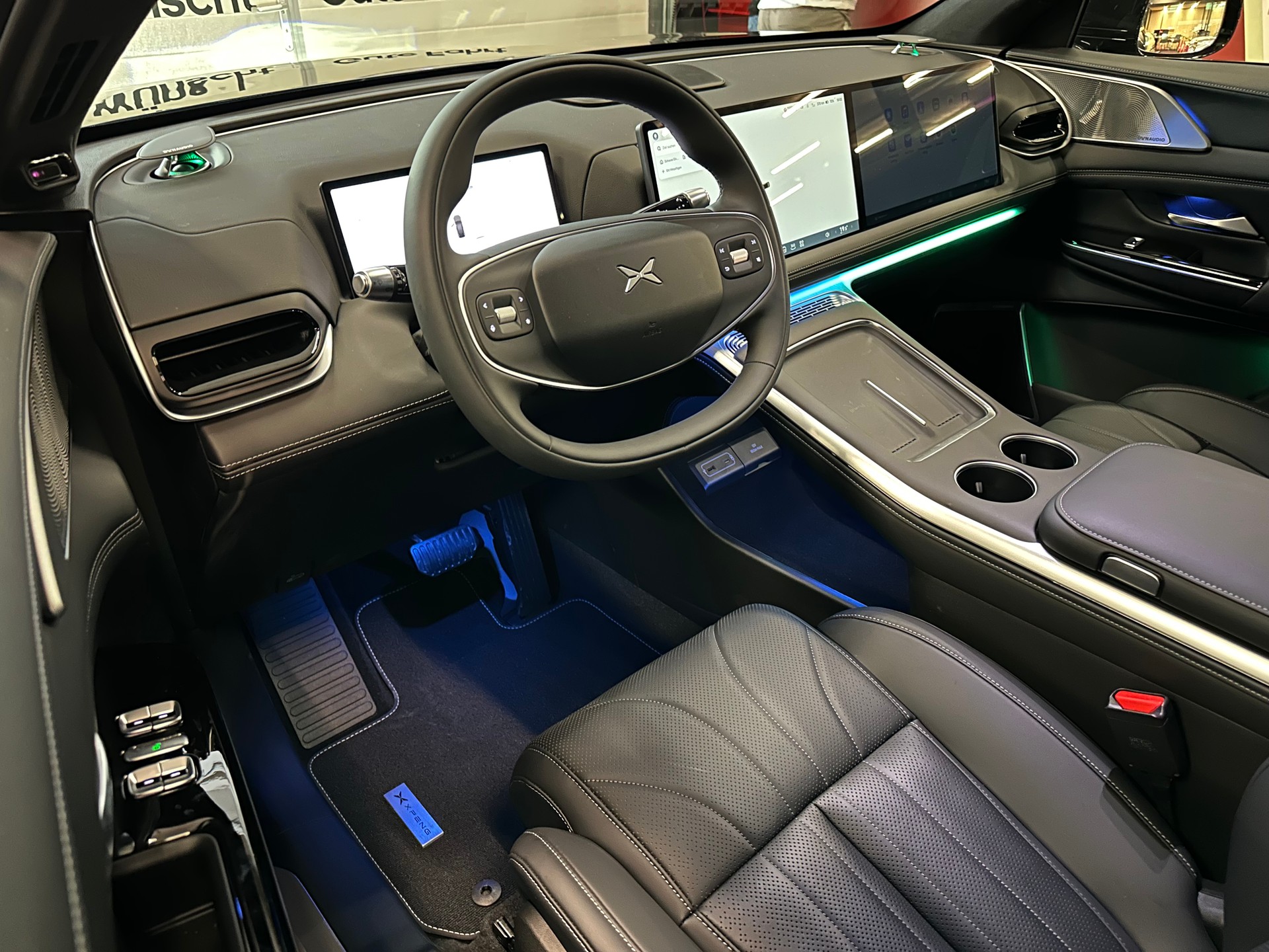 XPENG G9 93kWh Performance AWD-image-9