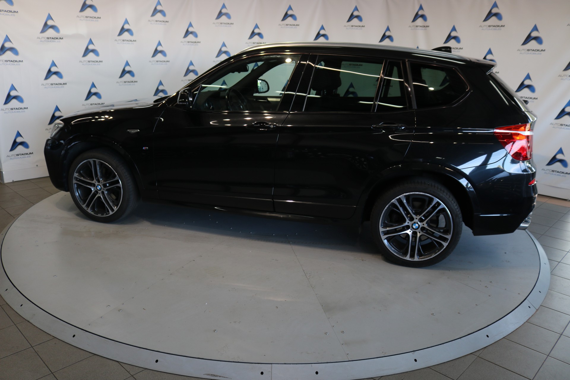 BMW X3 xDrive 28i xLine Steptronic-image-16