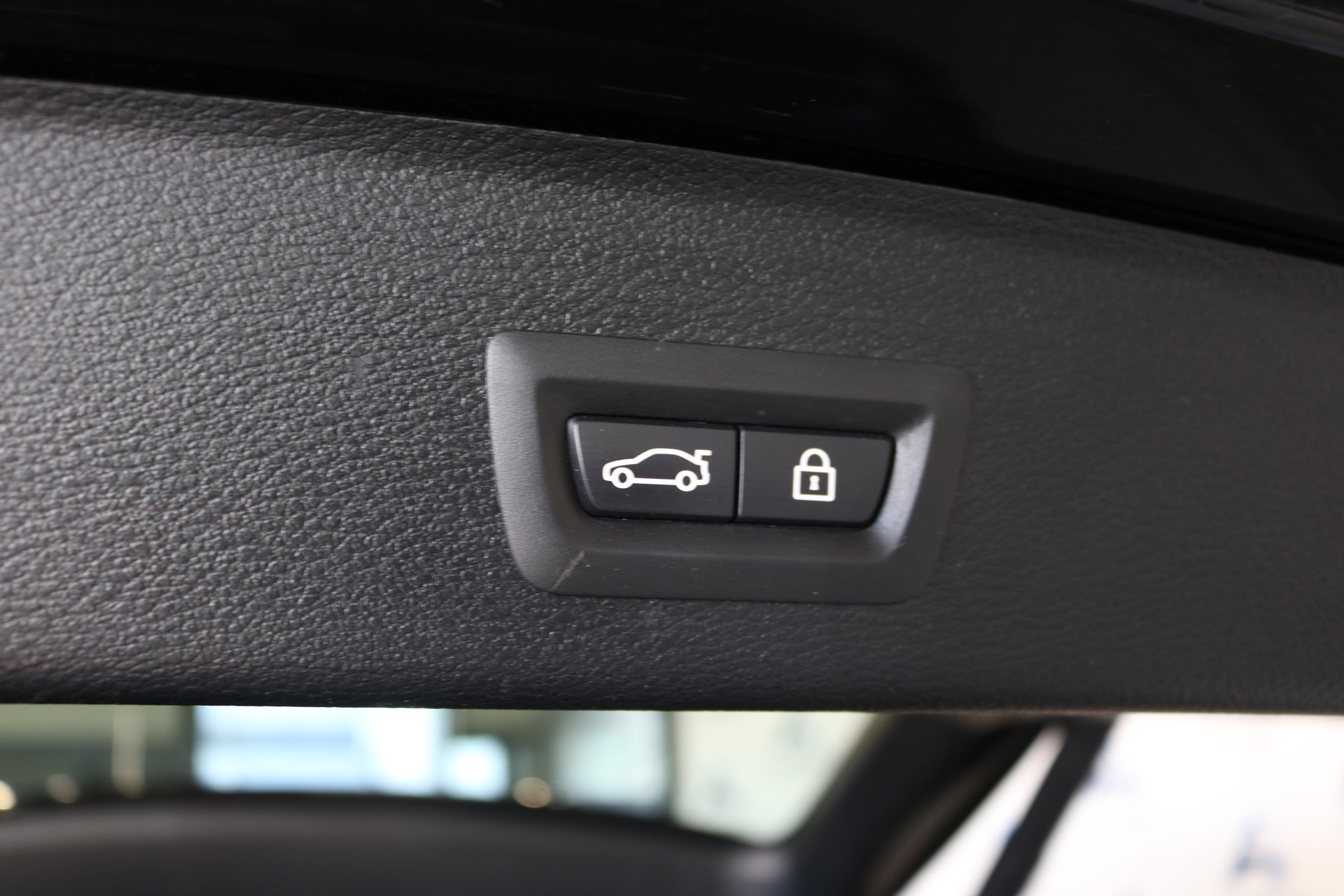 BMW X3 xDrive 28i xLine Steptronic-image-45