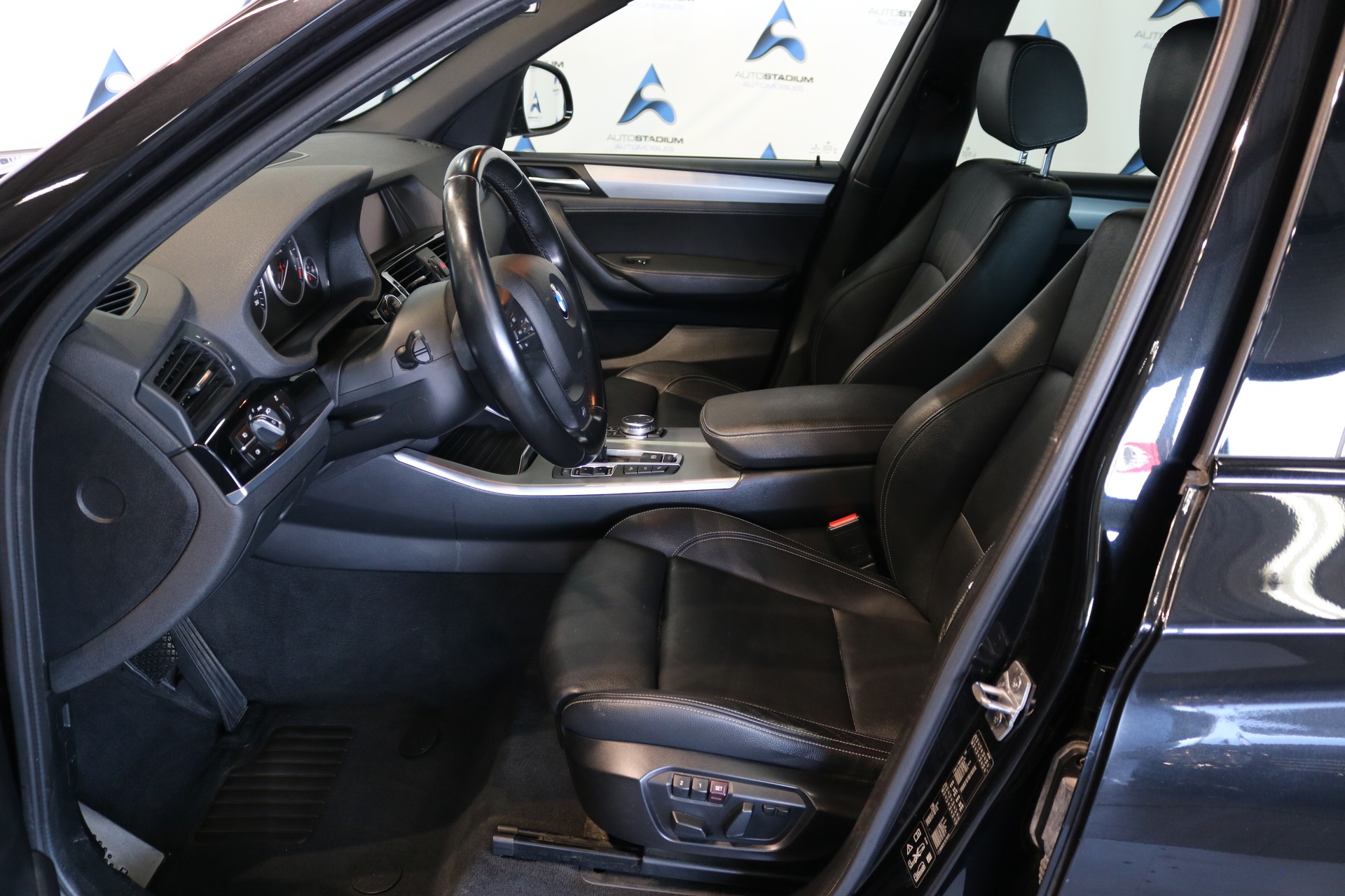 BMW X3 xDrive 28i xLine Steptronic-image-35