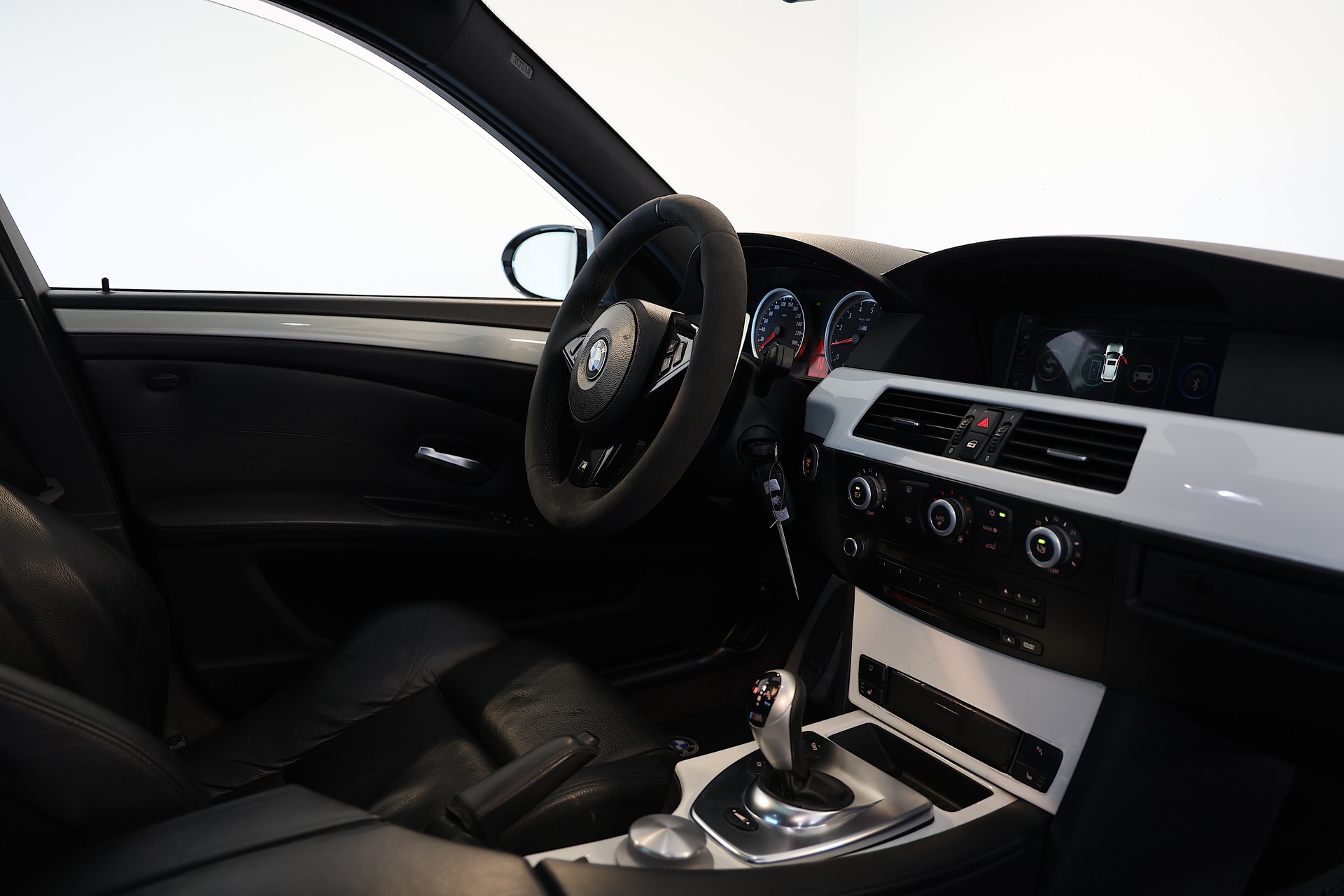 BMW M5 *CH-Fahrzeug* *frisch ab MFK* *alle Krankheiten beseitigt*-image-15