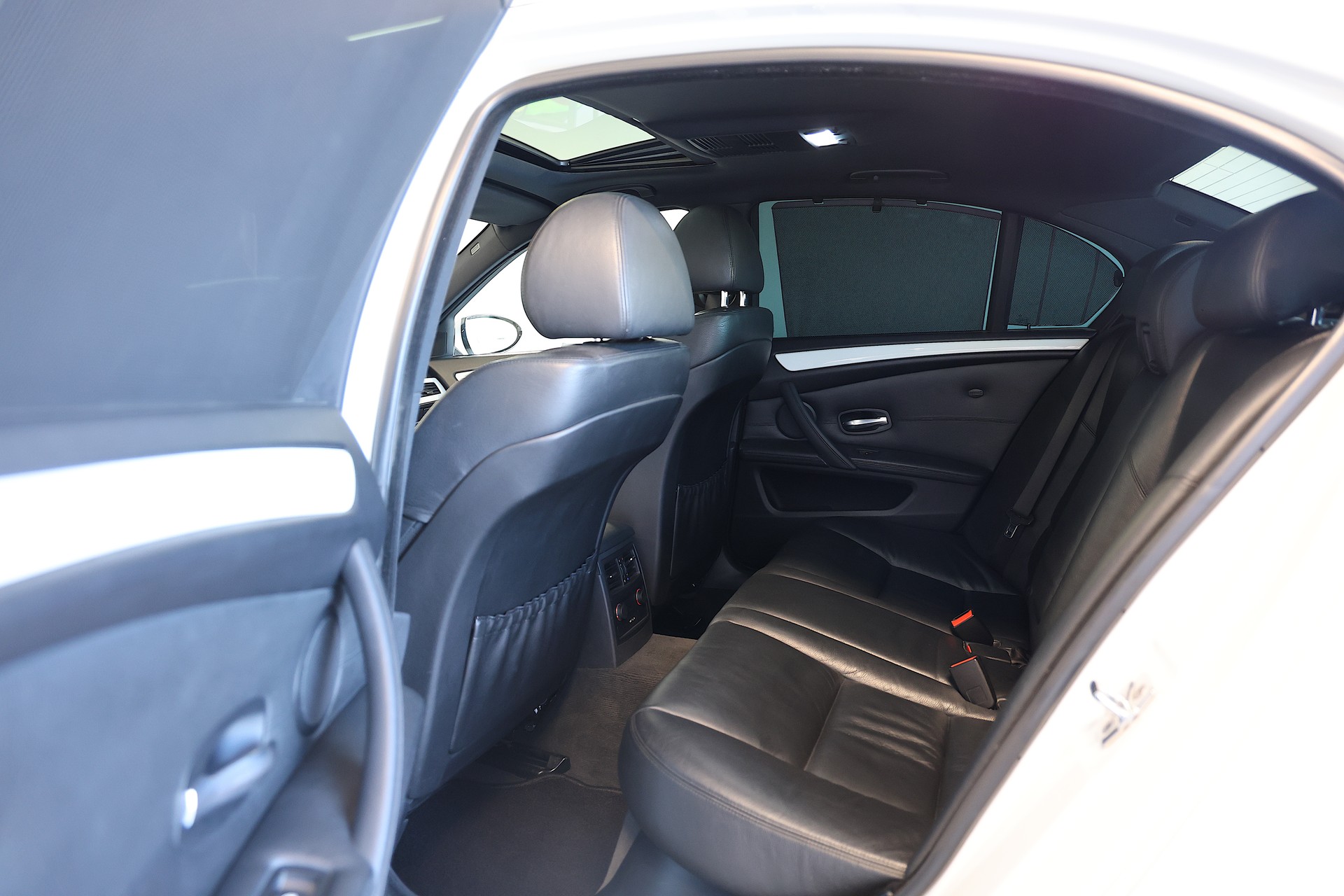 BMW M5 *CH-Fahrzeug* *frisch ab MFK* *alle Krankheiten beseitigt*-image-18