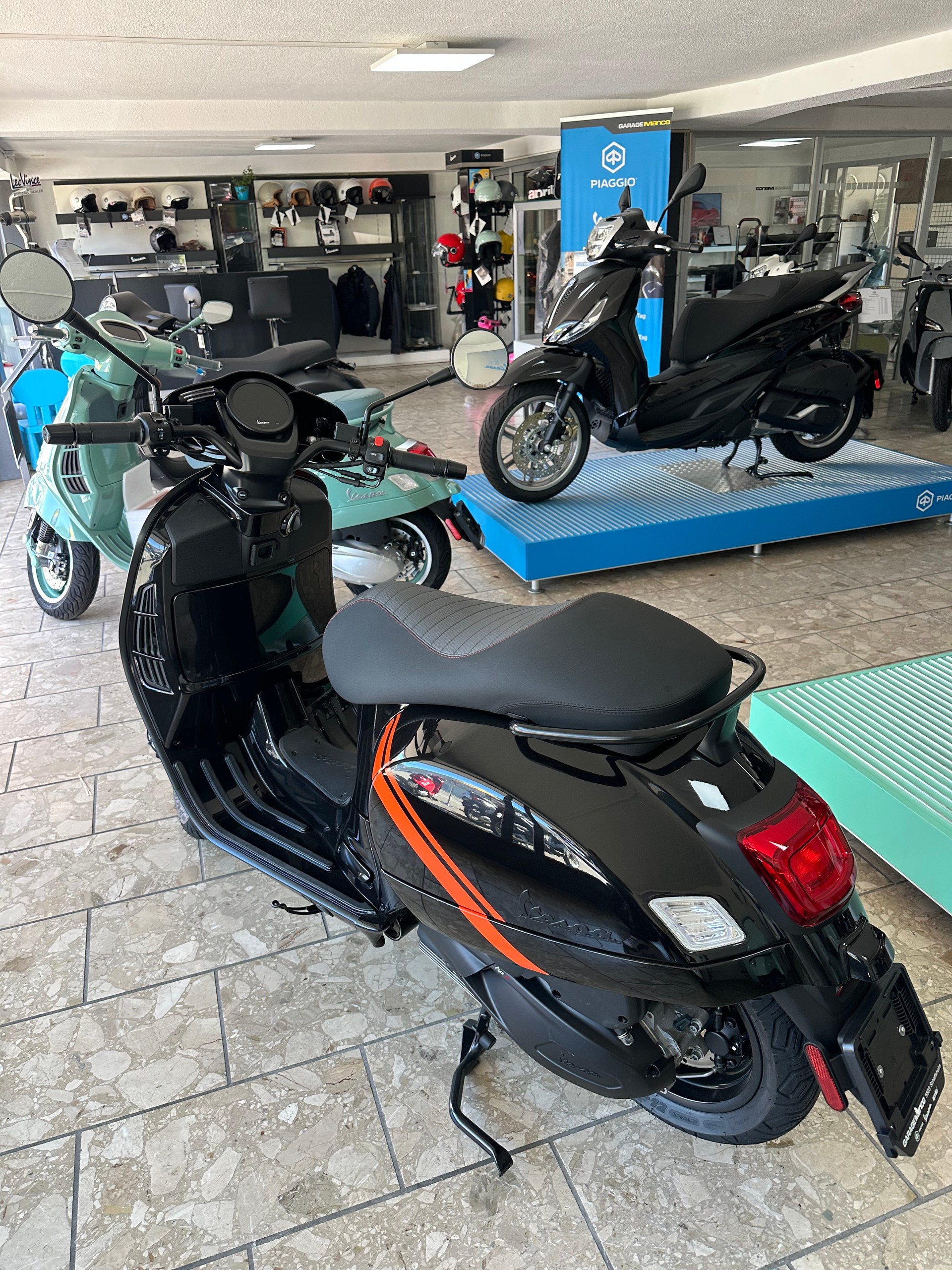 PIAGGIO Vespa GTV 300-image-3