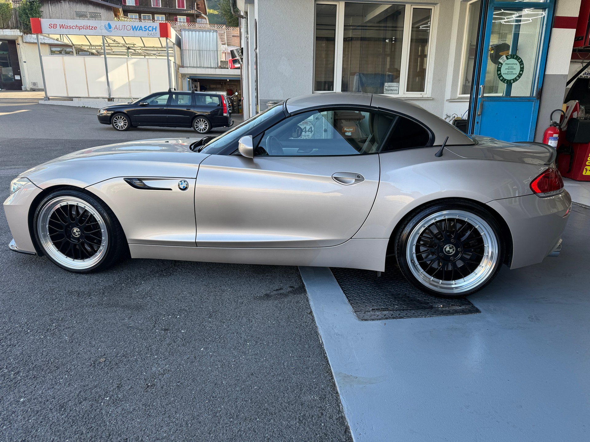 BMW Z4 sDrive35i DKG-image-4