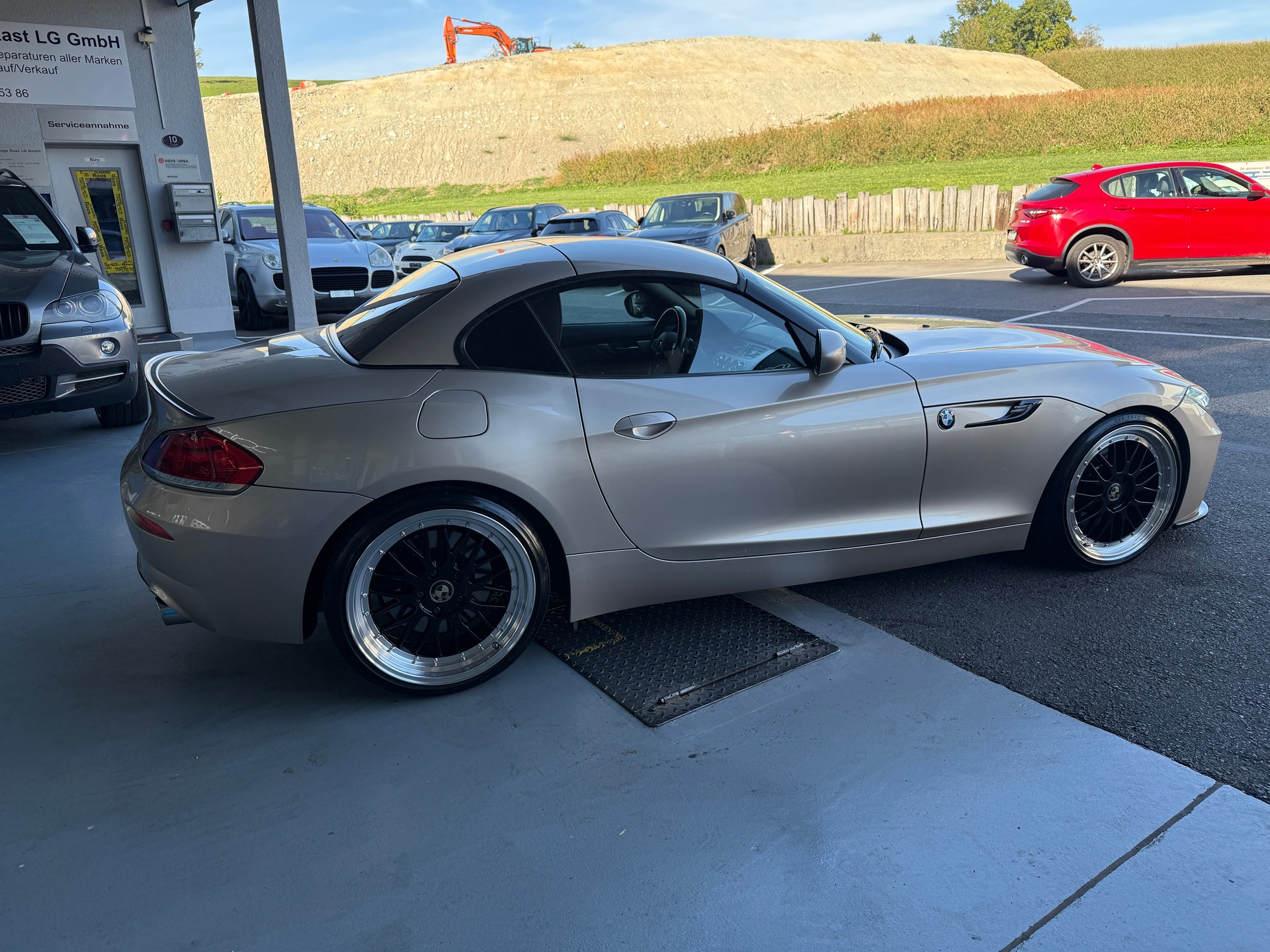 BMW Z4 sDrive35i DKG-image-9