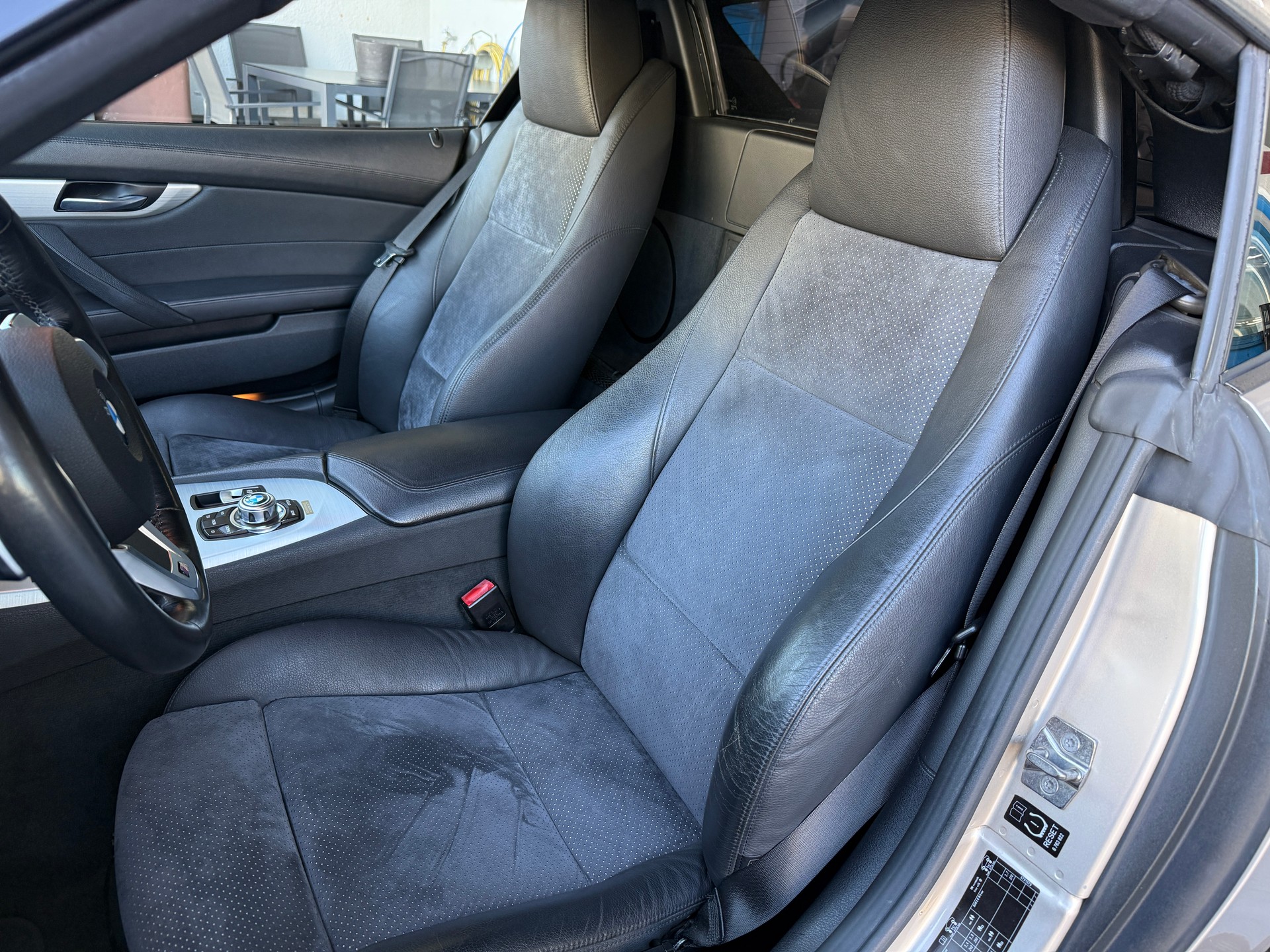 BMW Z4 sDrive35i DKG-image-13