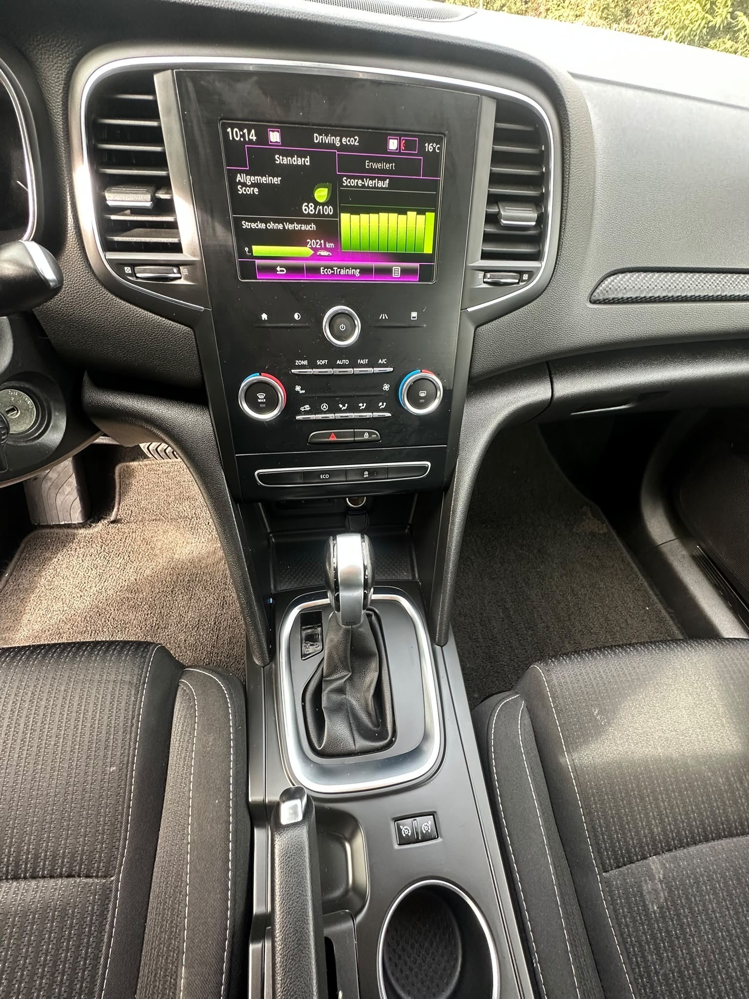 RENAULT Mégane Grandtour 1.5 dCi Business EDC-image-9