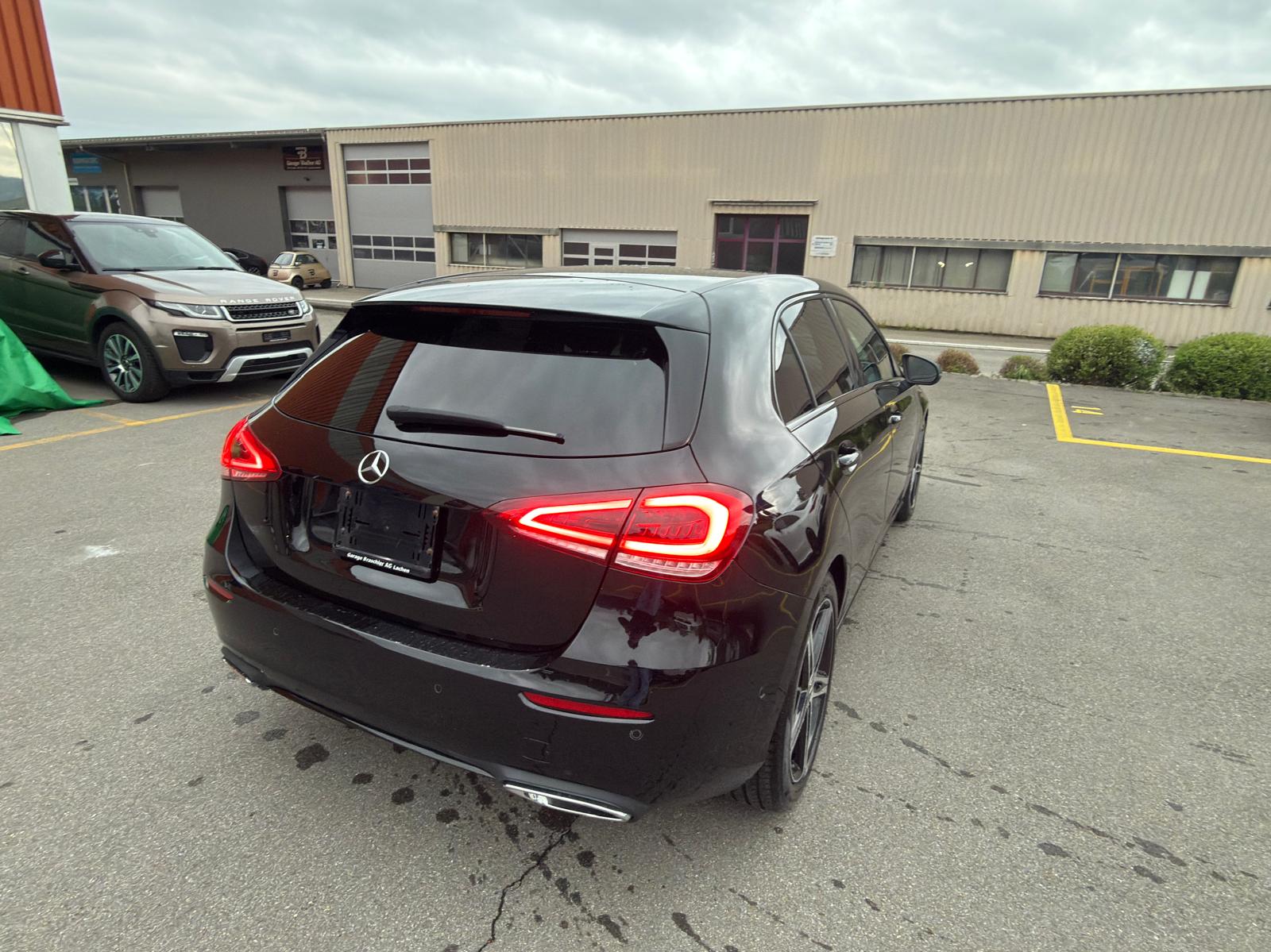 MERCEDES-BENZ A 200 Progressive 7G-DCT-showroom-element-2
