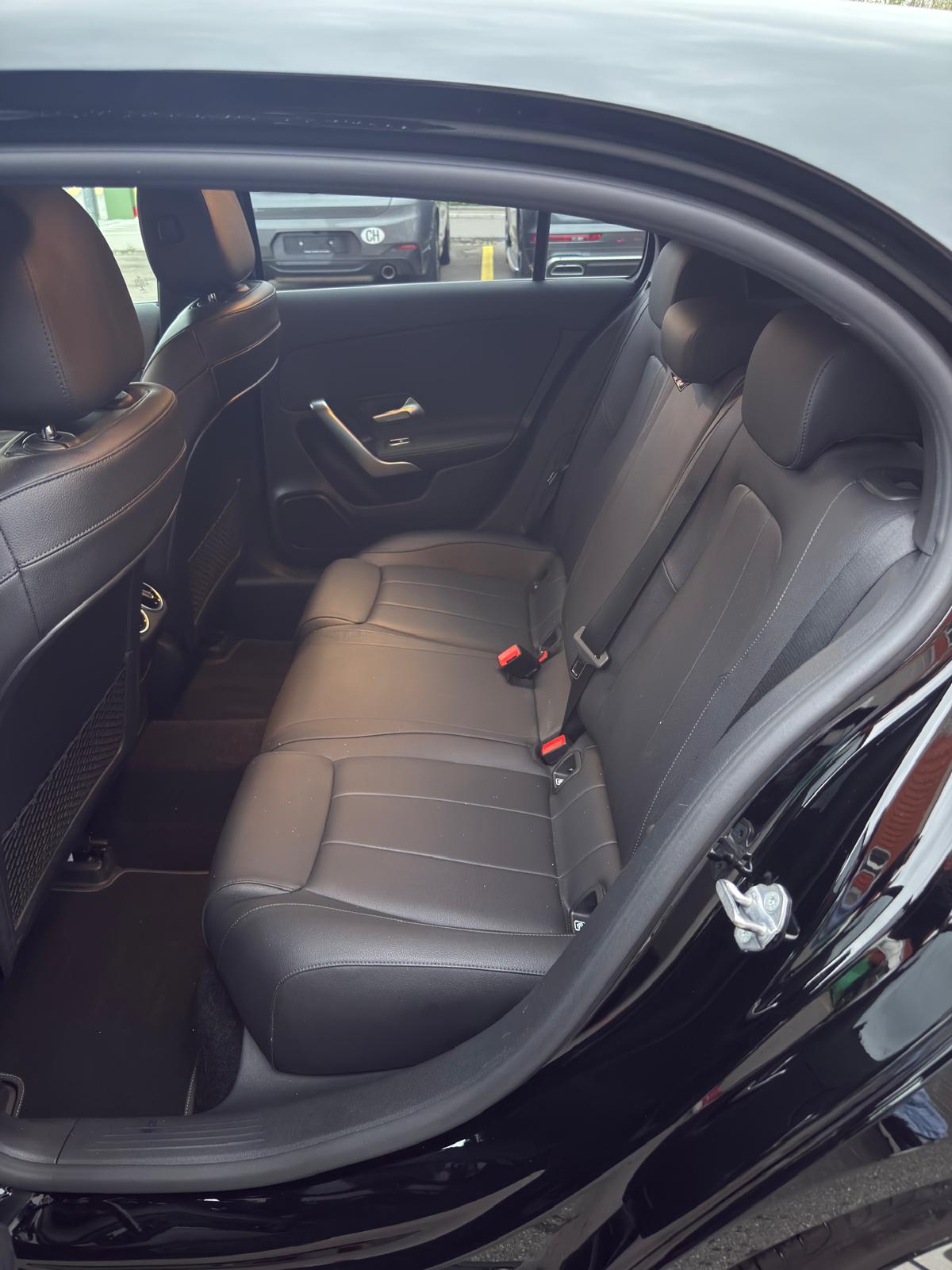 MERCEDES-BENZ A 200 Progressive 7G-DCT-image-8
