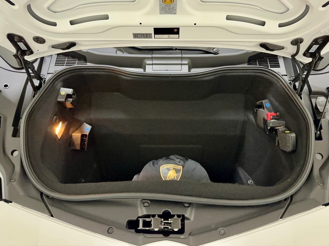 LAMBORGHINI Aventador LP750-4 Superveloce Roadster E-Gear-image-9