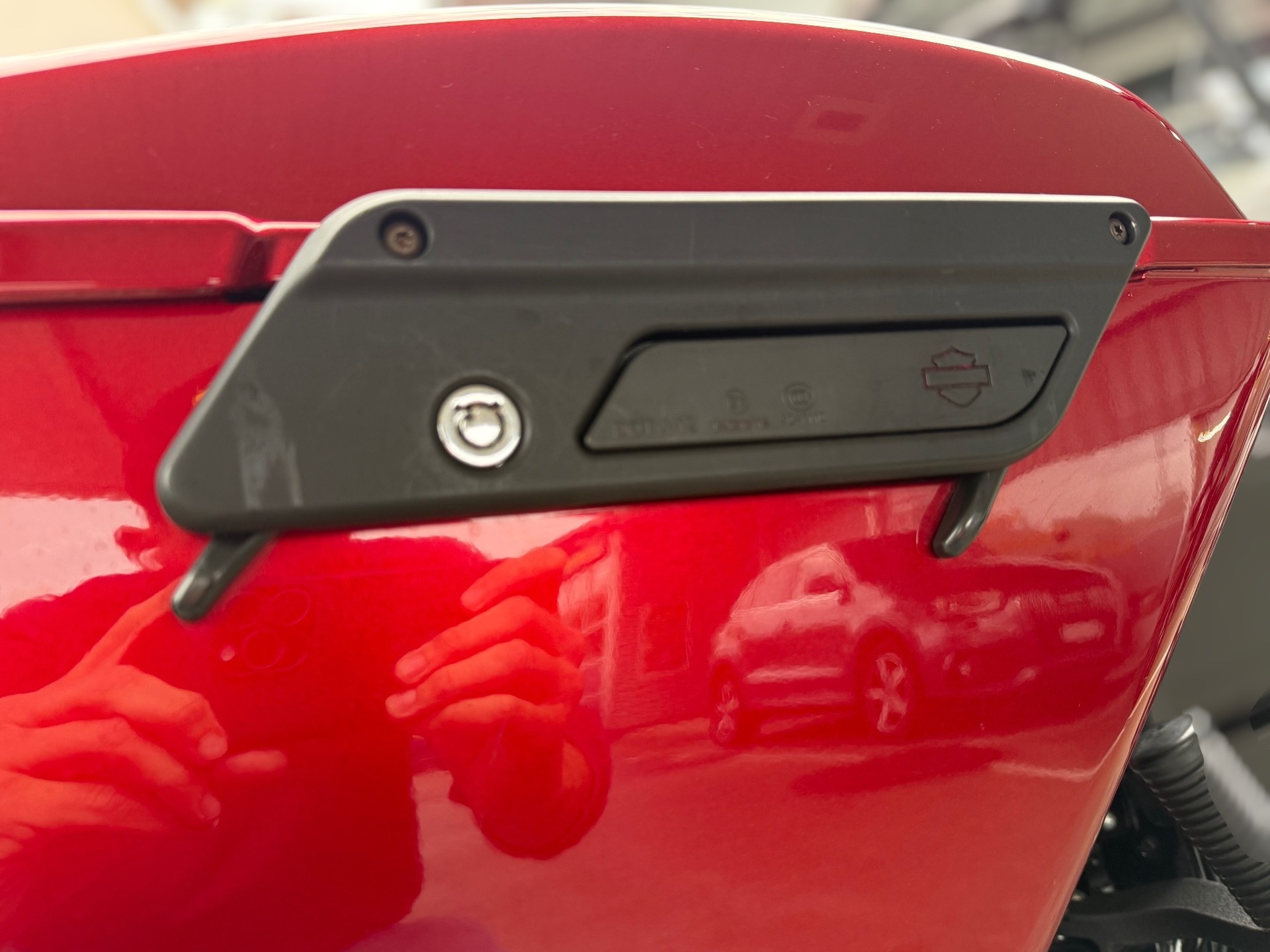HARLEY-DAVIDSON FLD Dyna Switchback ABS-image-4