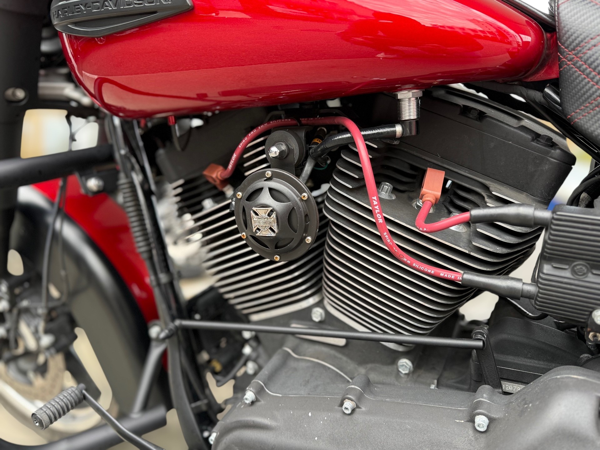 HARLEY-DAVIDSON FLD Dyna Switchback ABS-image-2